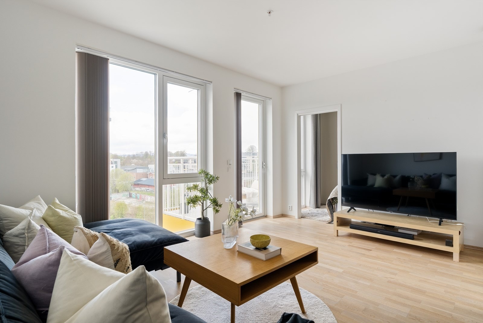 Fra stuen har man utgang til en privat balkong. Galleribilde