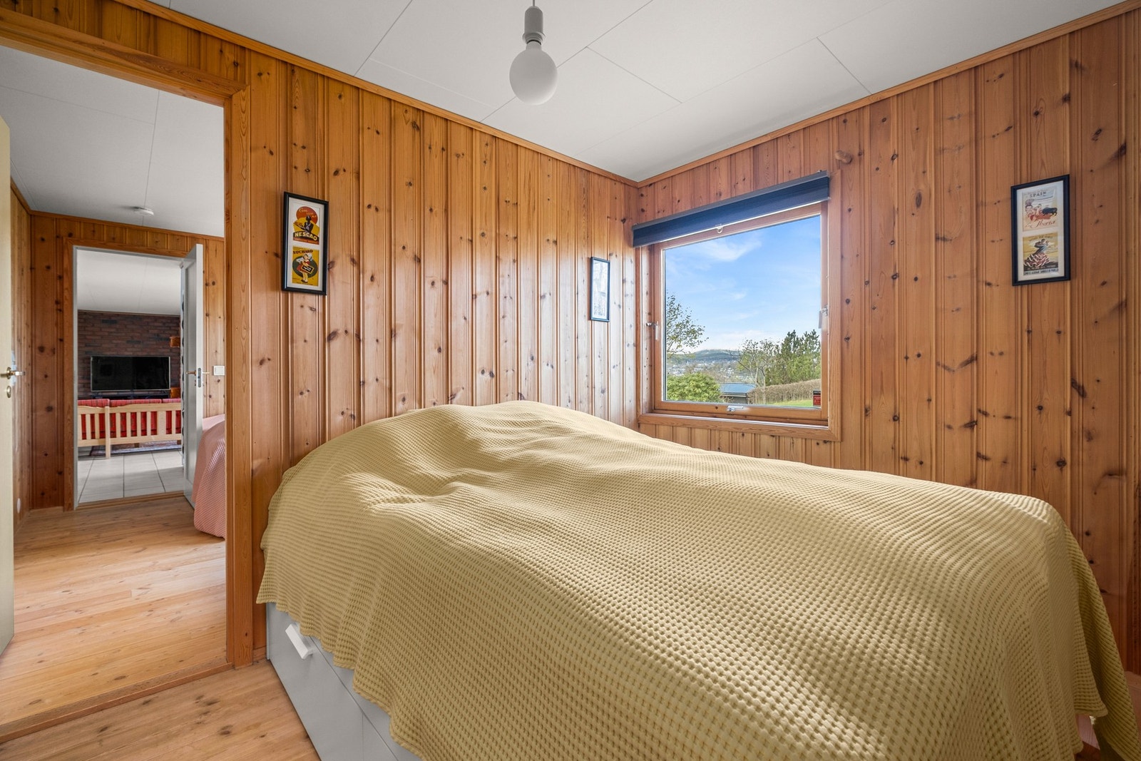 Det er egen inngang på siden av huset dersom man har behov for dette. Galleribilde