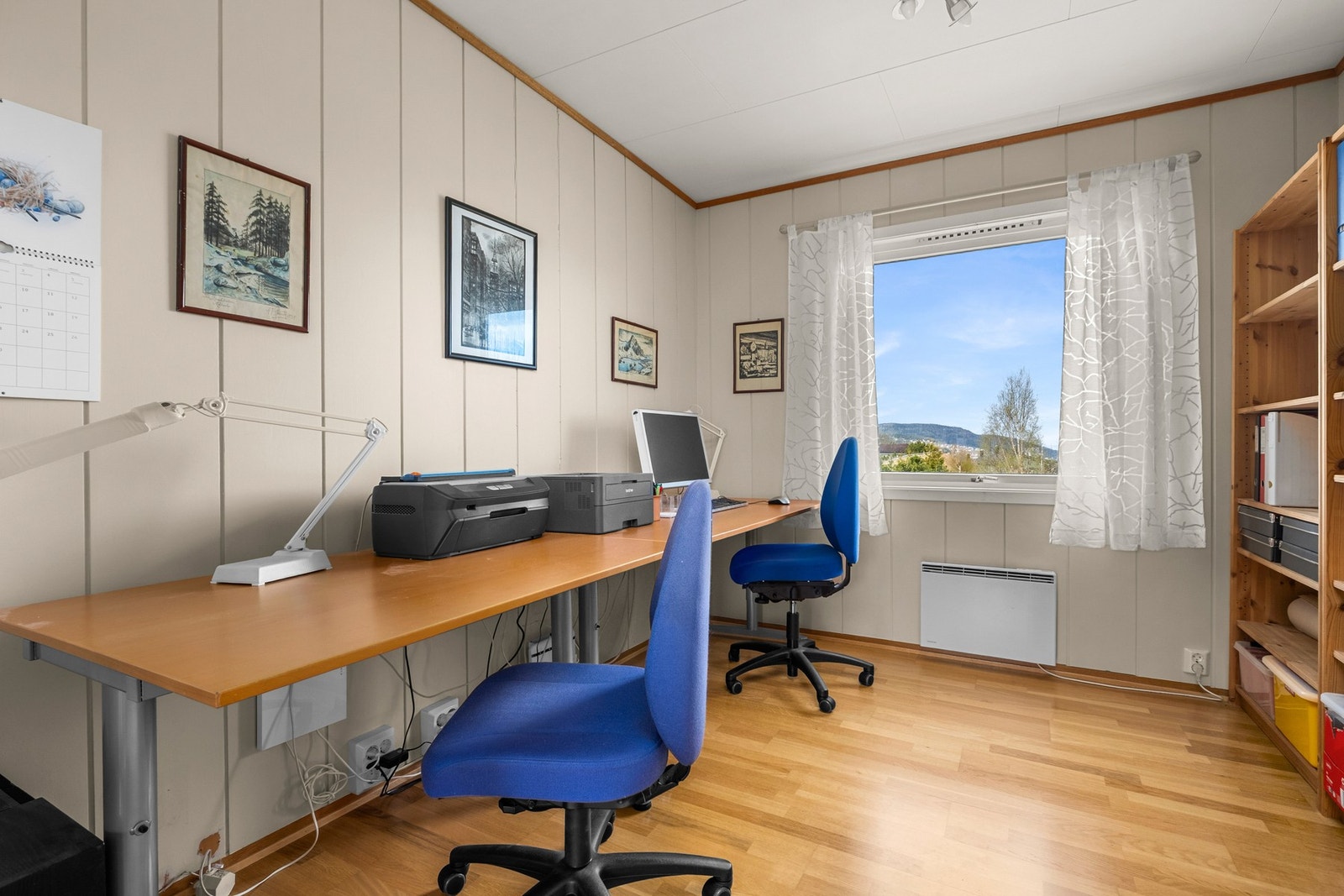 Soverom 4 i 1. etasje (Benyttes i dag som kontor) Kan også være et barnerom. Galleribilde