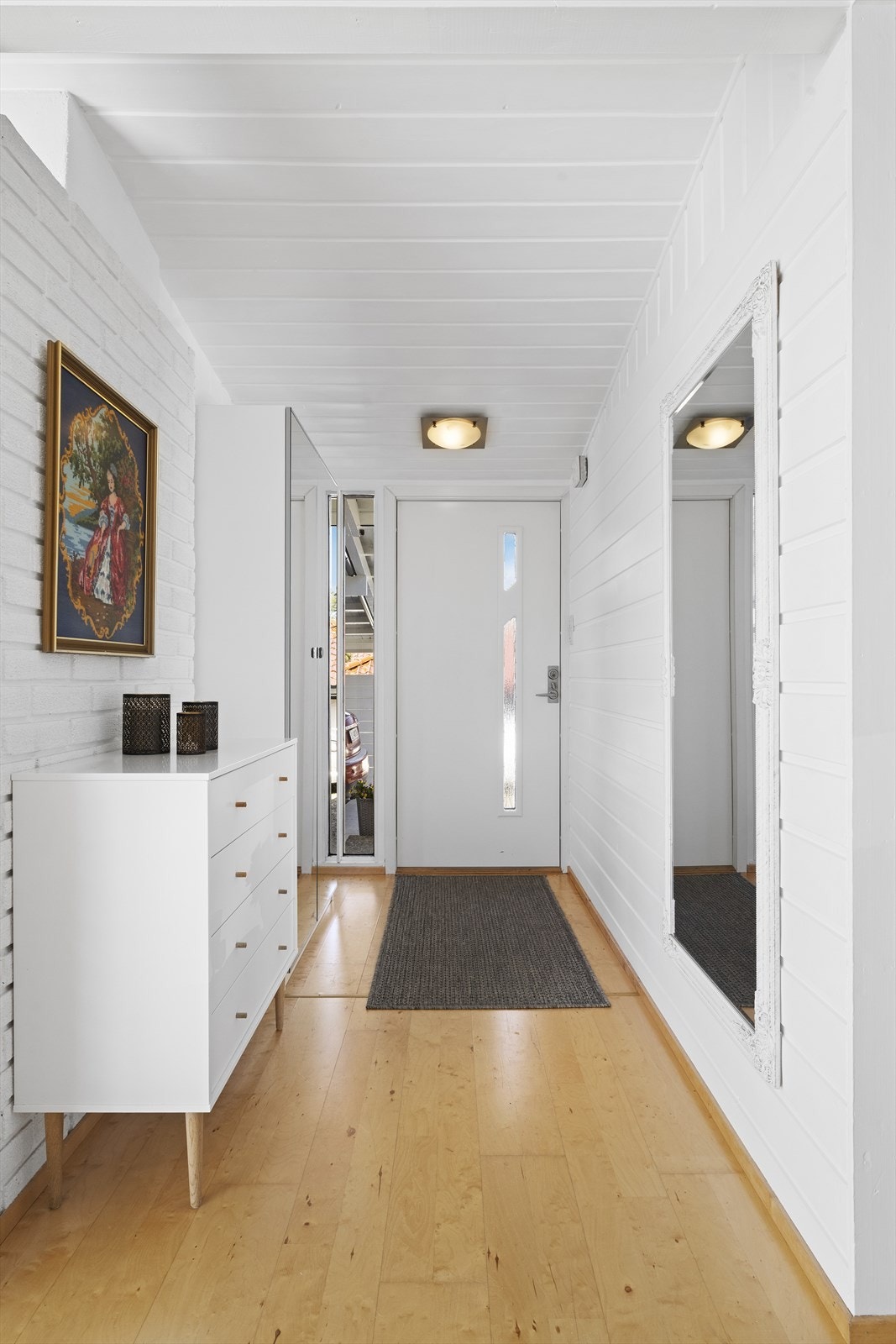 En hyggelig entré ønsker deg velkommen inn og gir et godt førsteinntrykk! Galleribilde