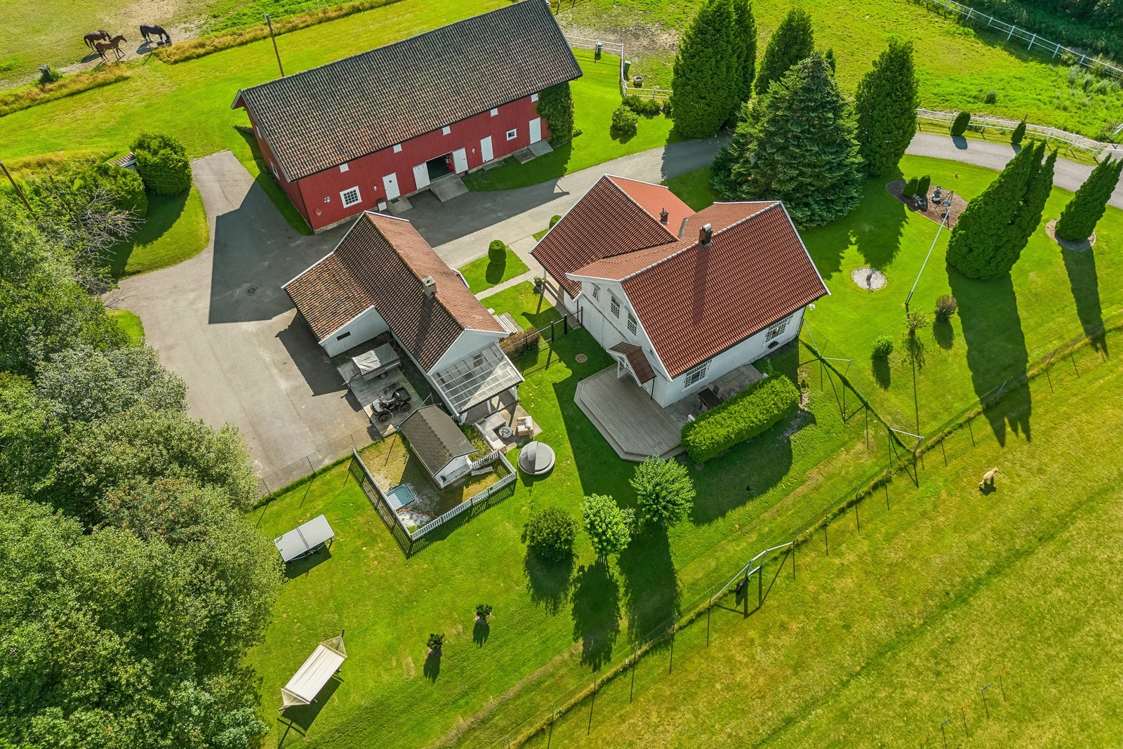 Fantastisk småbruk, perfekt for hestehold! Galleribilde