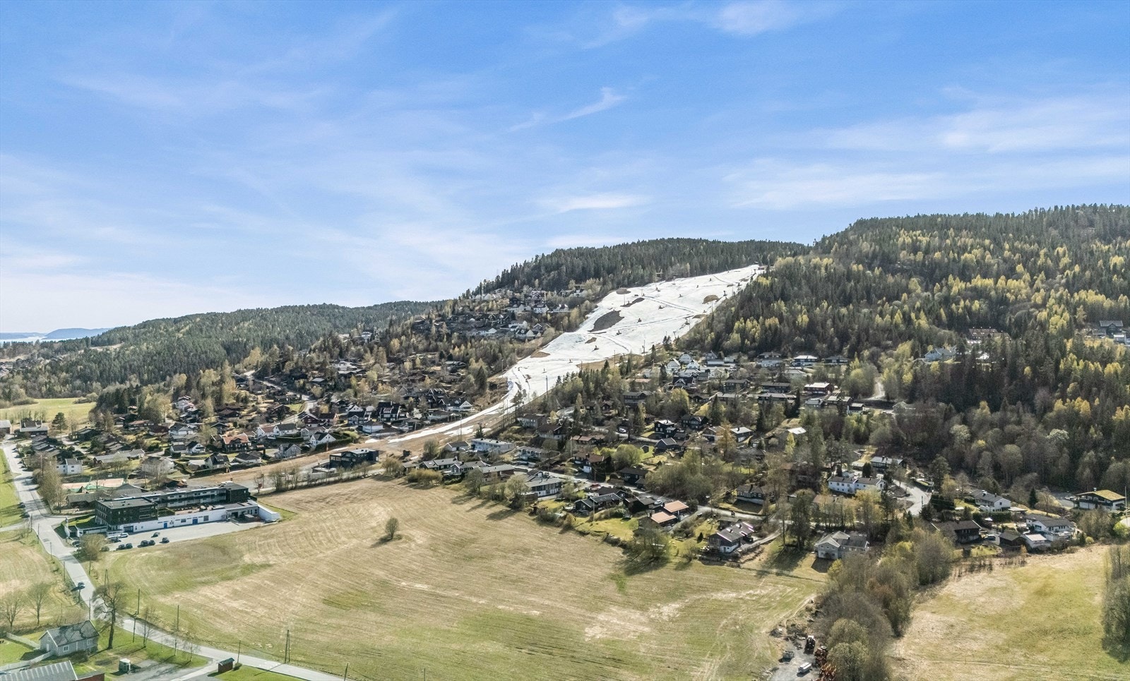 Lommedalen Alpinbakke.jpg Galleribilde