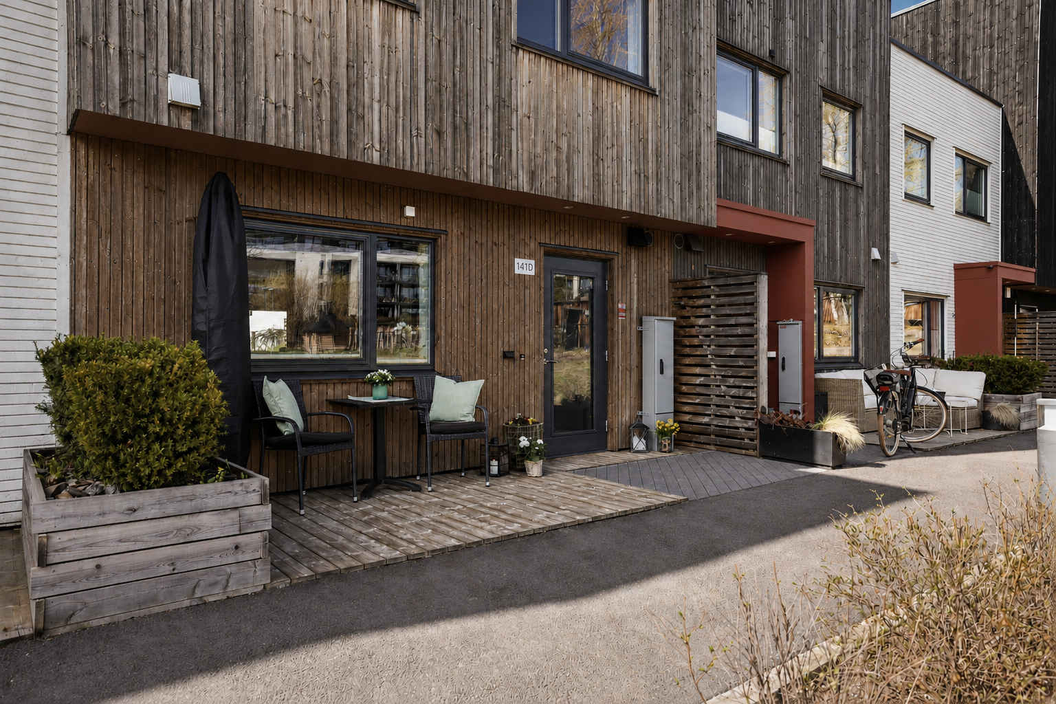 Velkommen til Strandvegen 141D! Et moderne og innholdsrikt rekkehus fra 2021. Fotograf Bente Nijora Aalberg v/Efkt Norge AS Galleribilde
