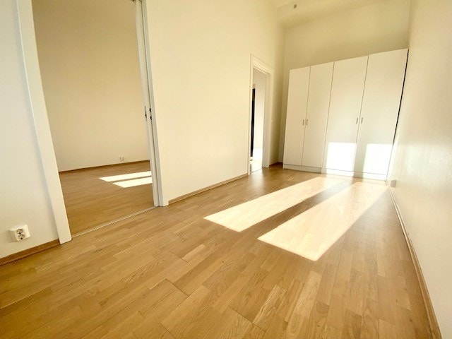Romslig soverom Galleribilde