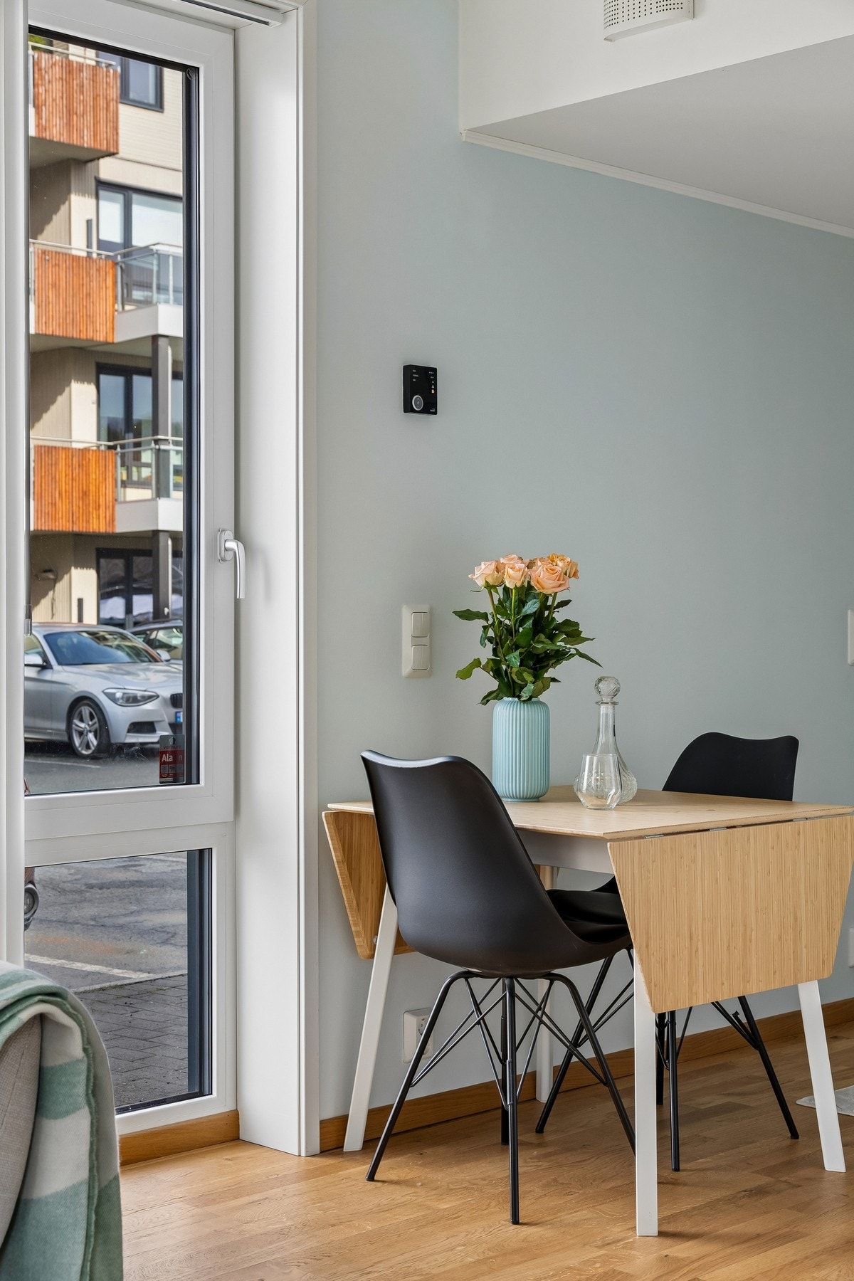 Om ønskelig er det plass til en mindre spisegruppe. Galleribilde