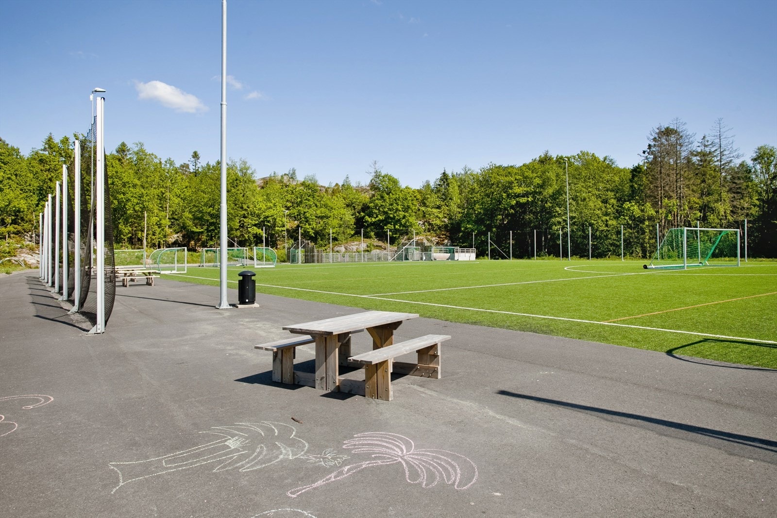 Gangavstand til idrettspark. Galleribilde