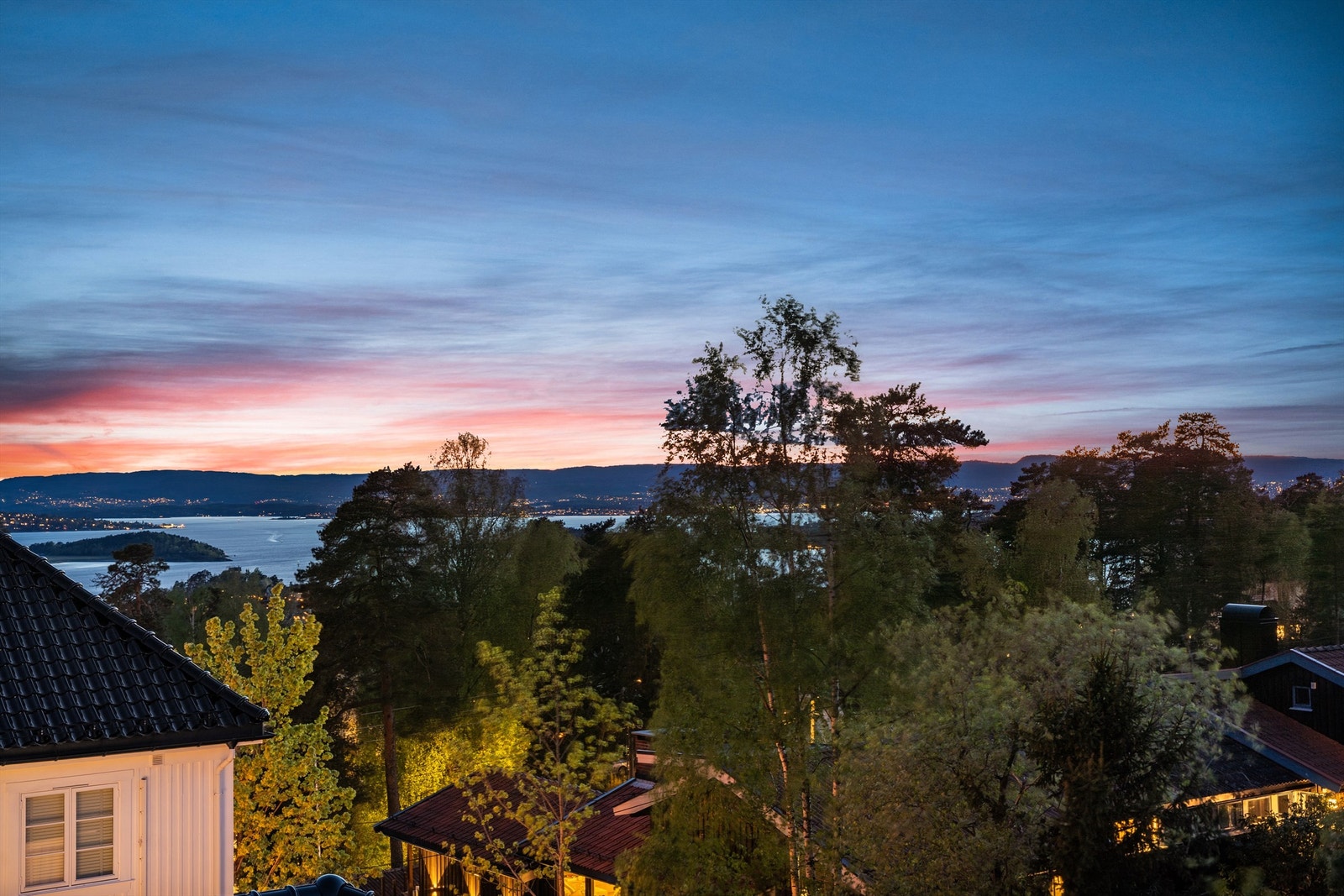 Utsikt fra loftsetasjen Galleribilde
