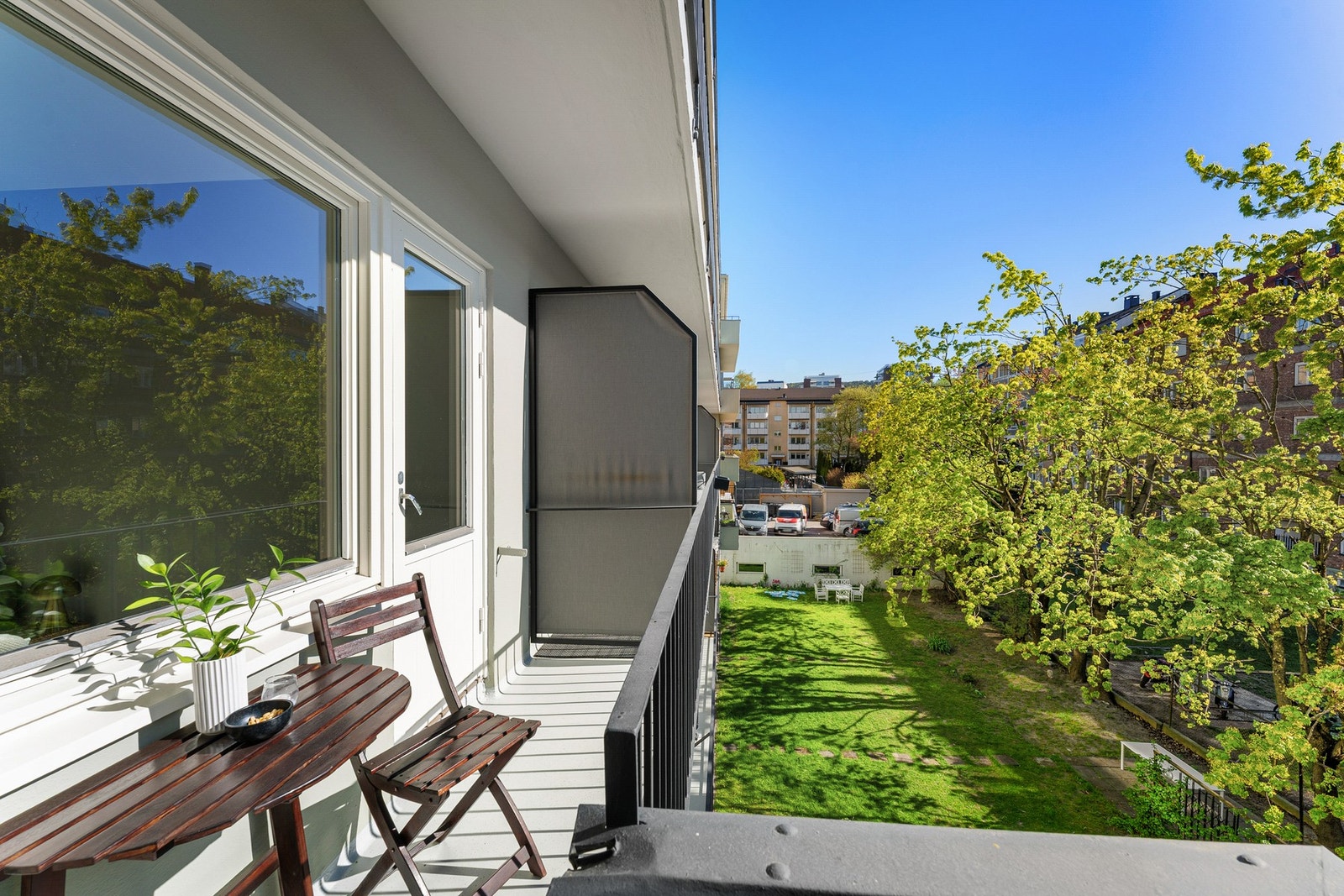 Fra soverommet er det utgang til østvendt brannbalkong. Galleribilde
