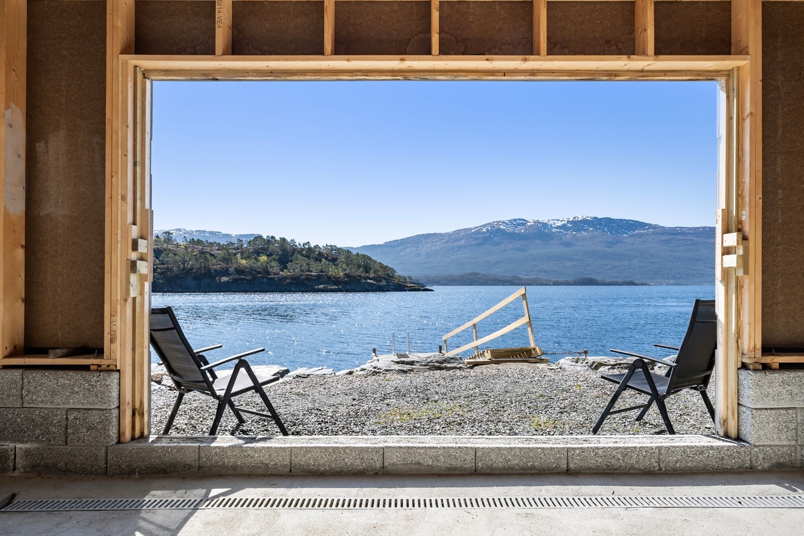 Store porter i sjøboden Galleribilde