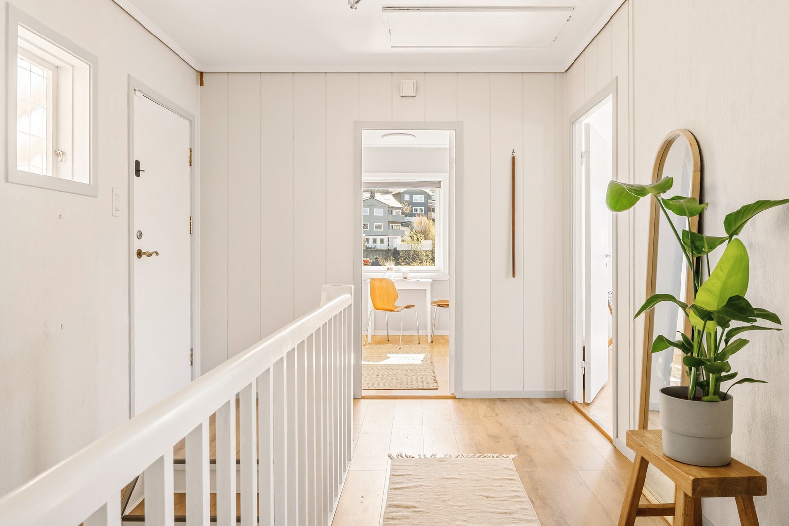 Loftsluke opp til loft. Galleribilde