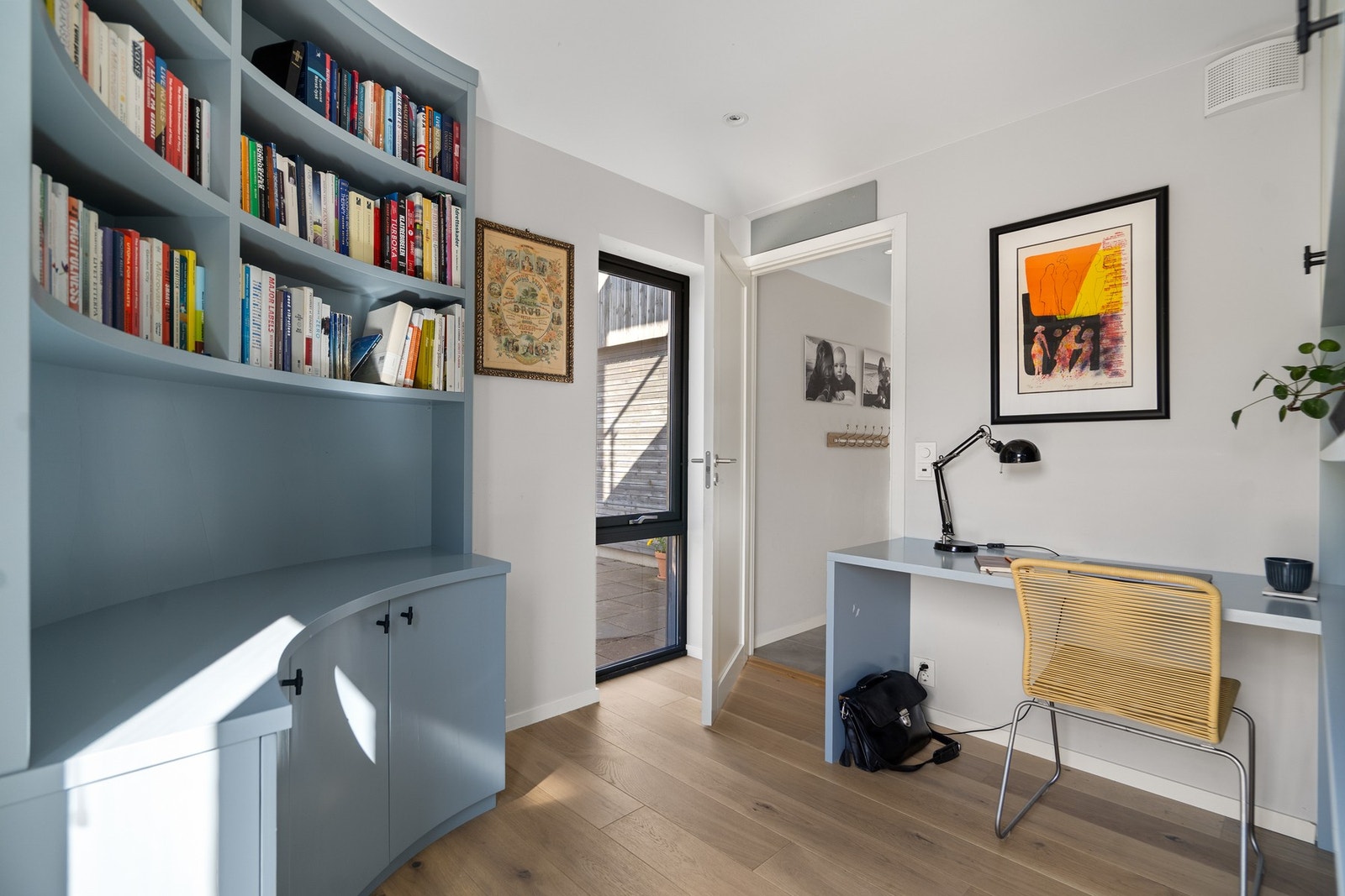 Bibliotek/kontor/soverom Galleribilde