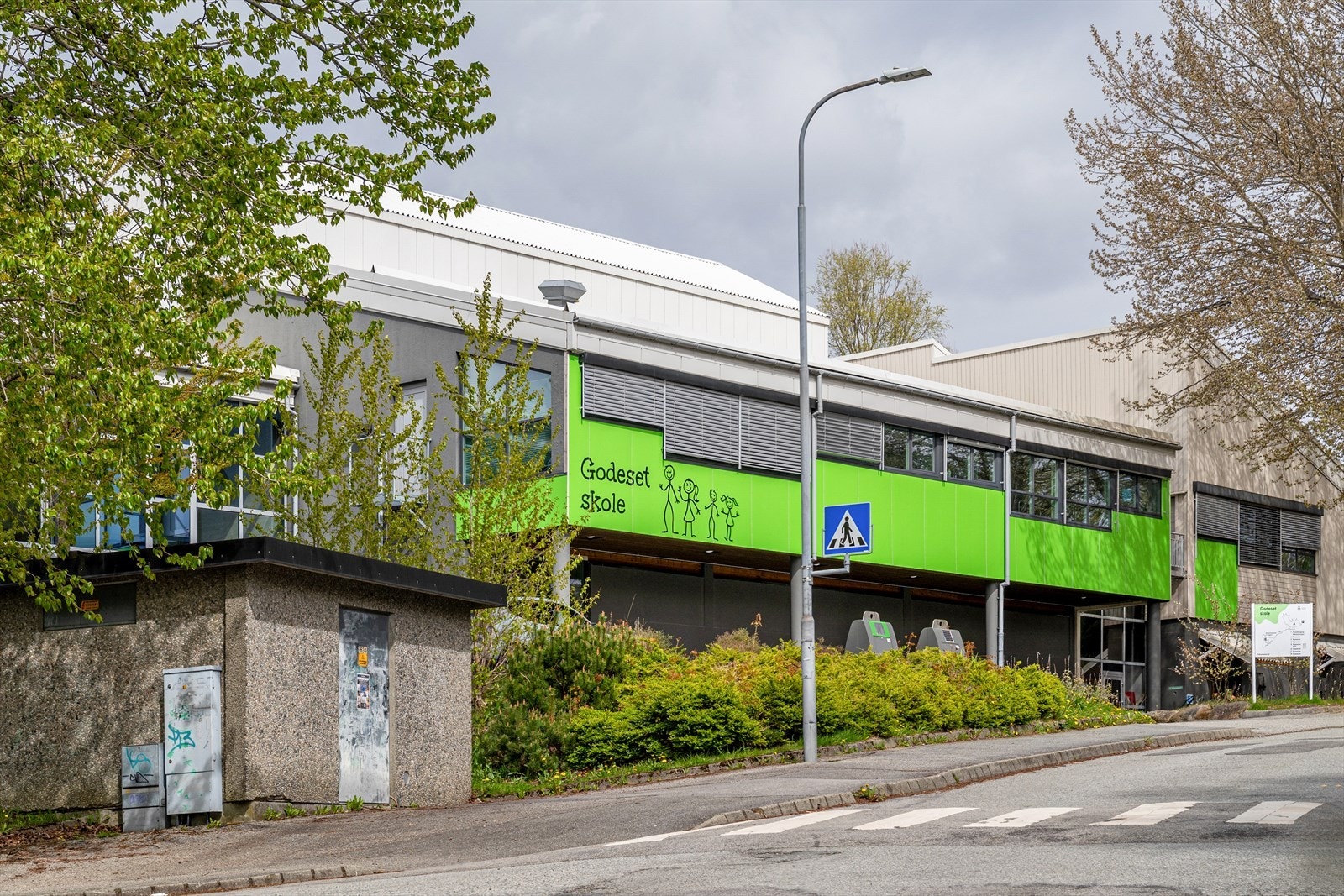 Godeset barneskole ligger like i nærheten. Galleribilde