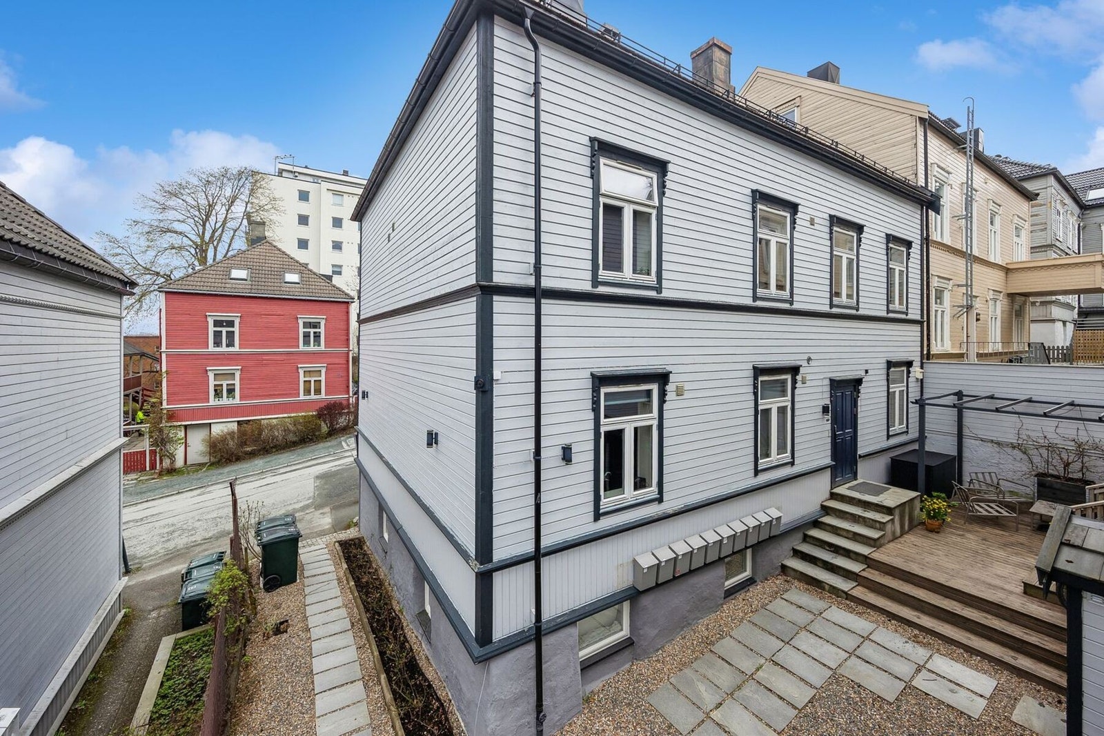 Attraktiv beliggenhet i et populært og sentrumsnært område av Trondheim. Galleribilde