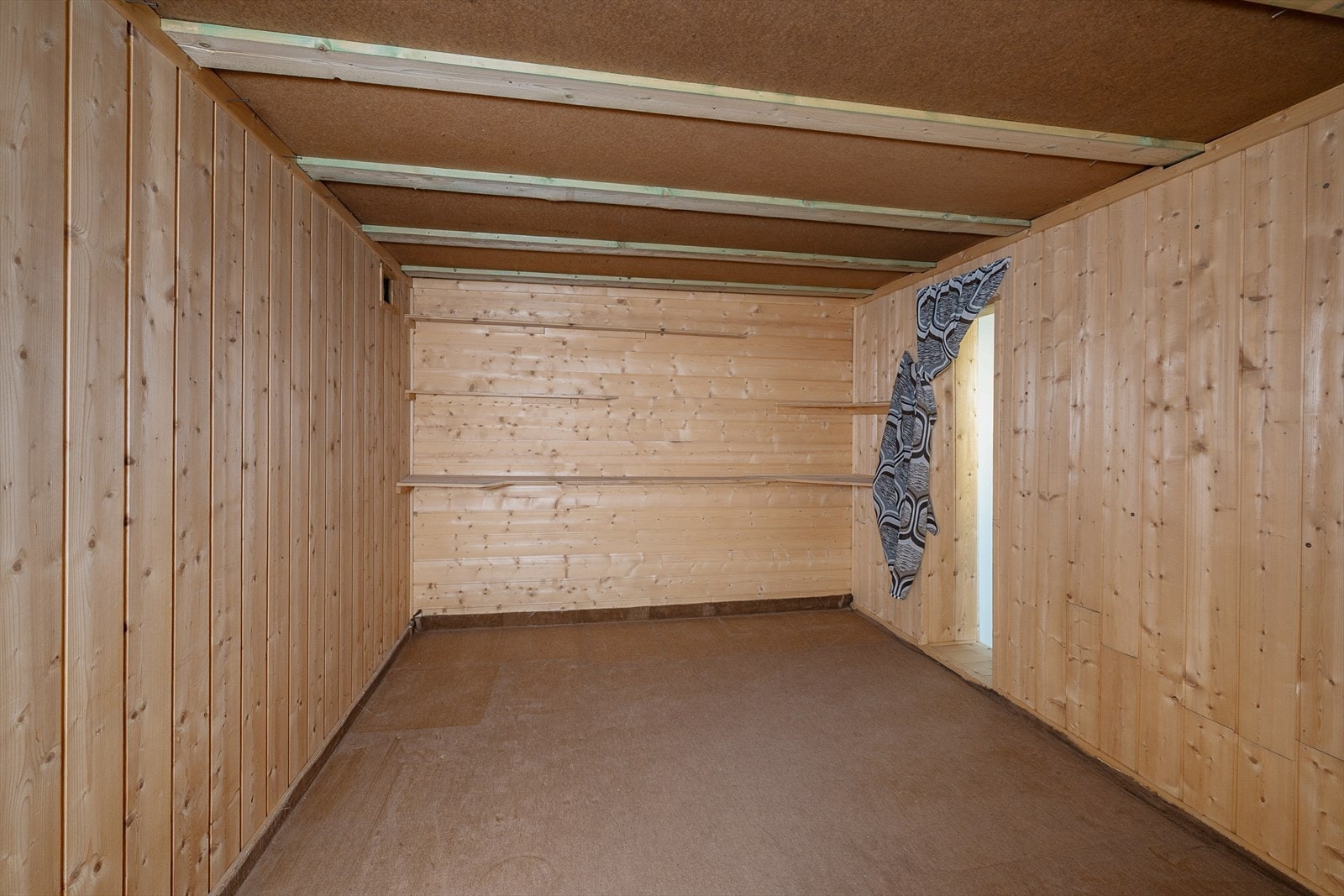 Det andre disponible rommet gir gode lagringsmuligheter eller kan innredes etter behov. Galleribilde