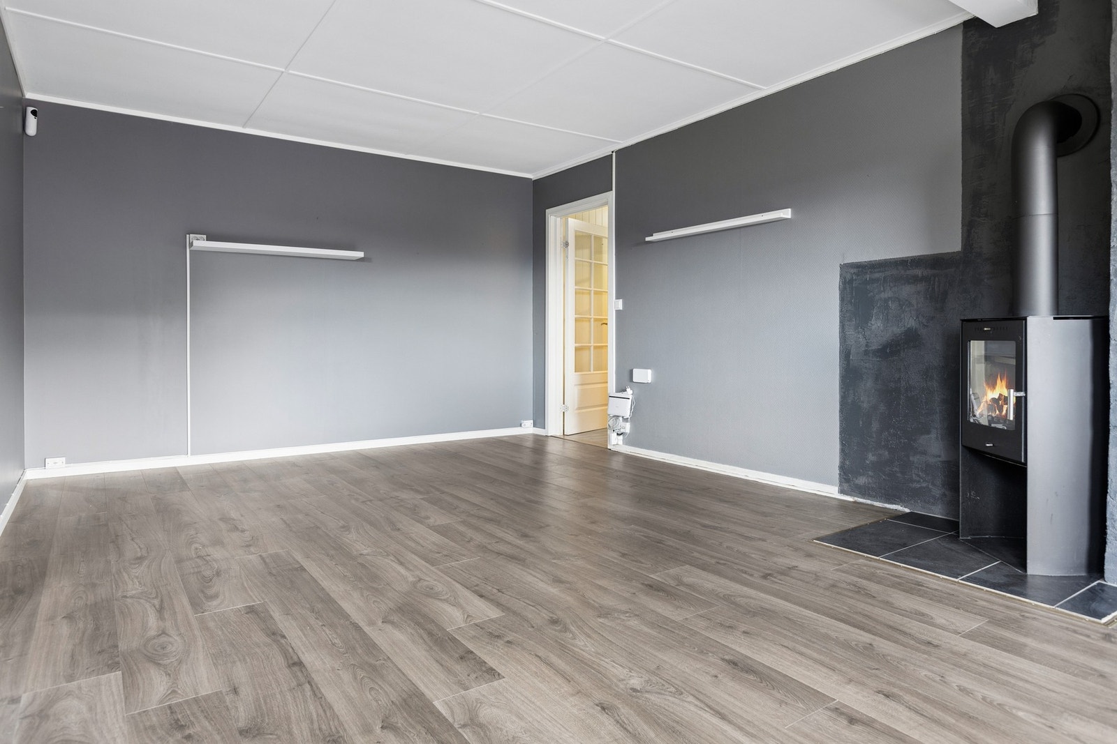 Stue i hovedetasje. Galleribilde