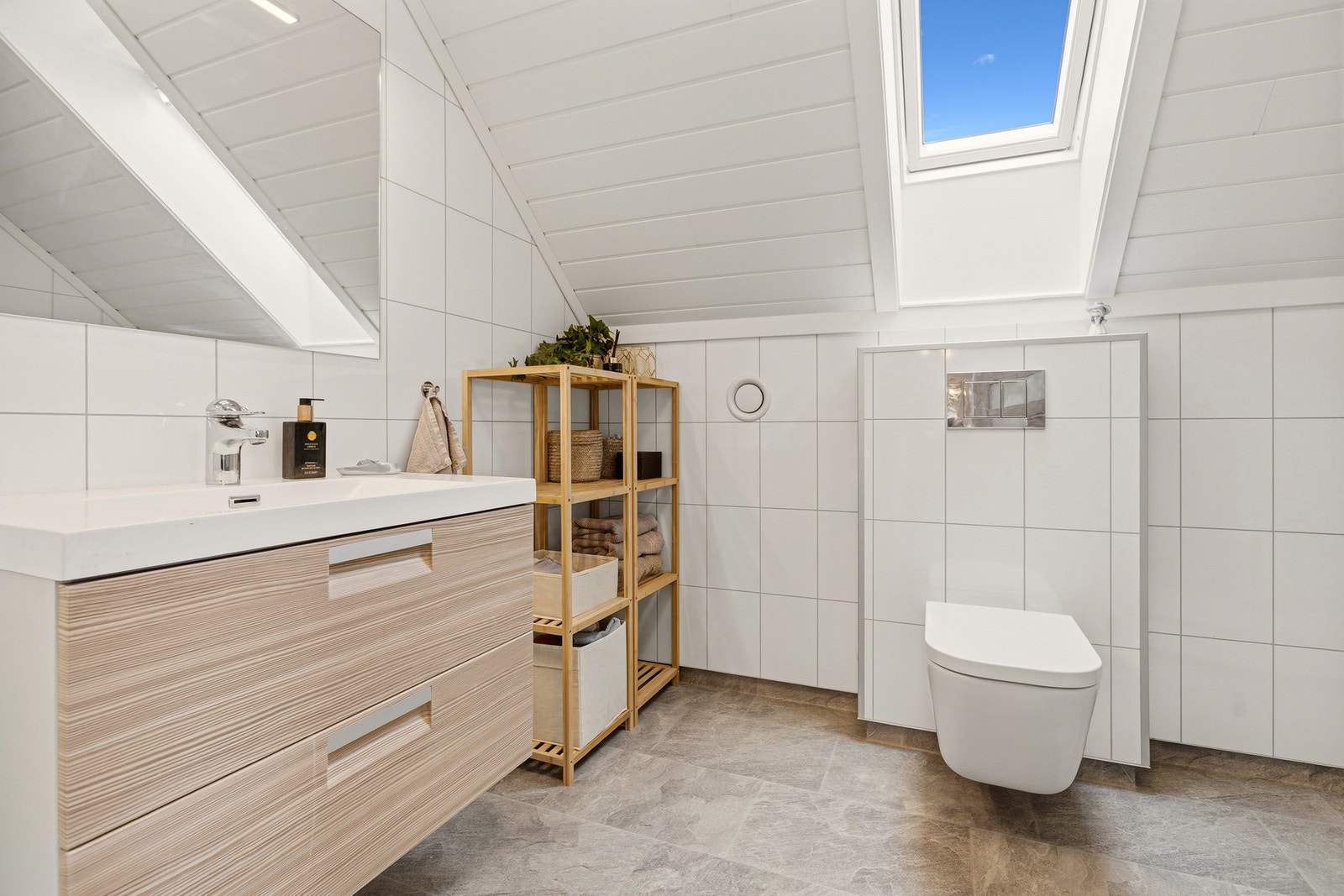 Vannbåren varme også i dette gulvet. Galleribilde