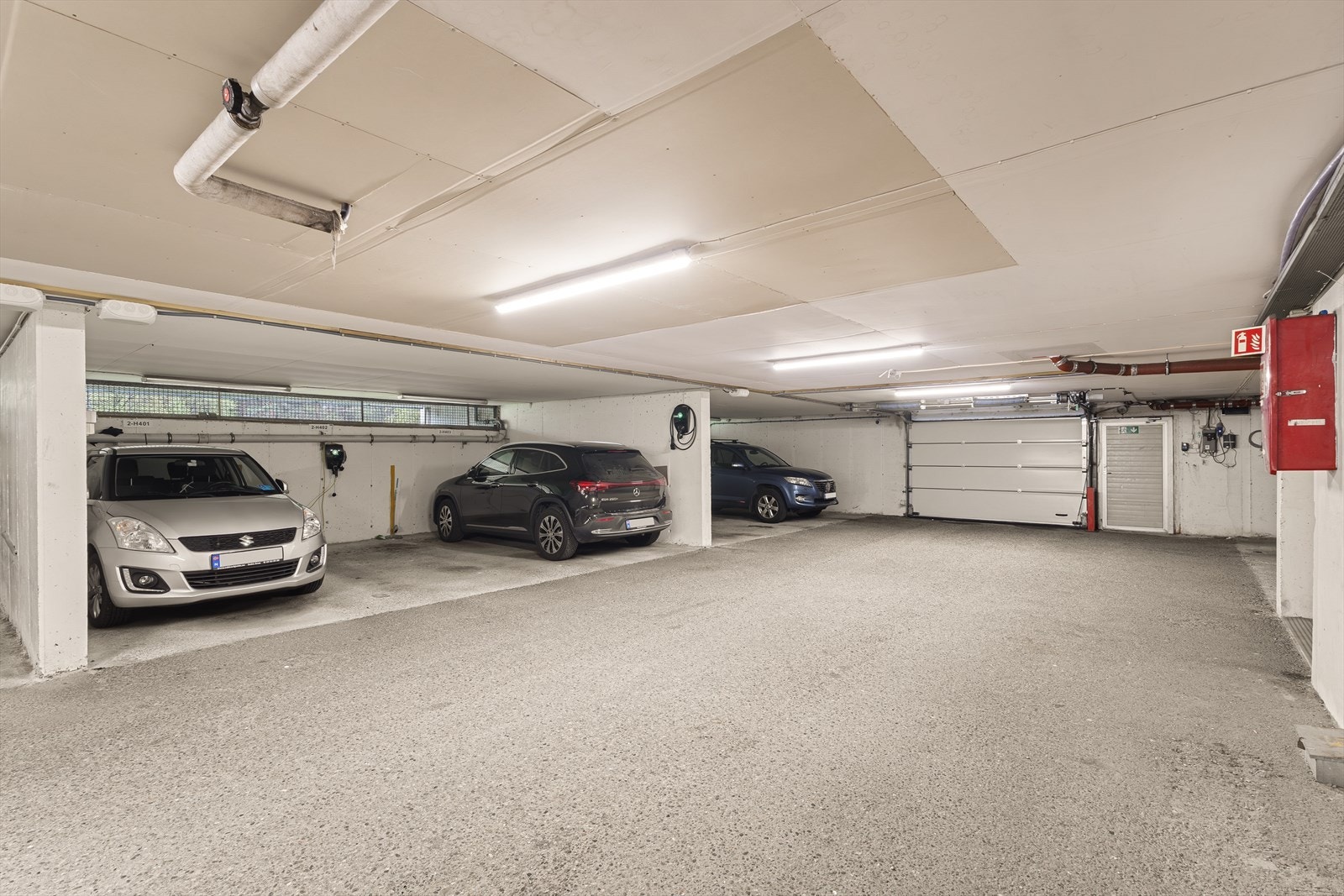 Mulighet for å etablere ladepunkt, men dette p.t. ikke montert. Elektrisk port Galleribilde