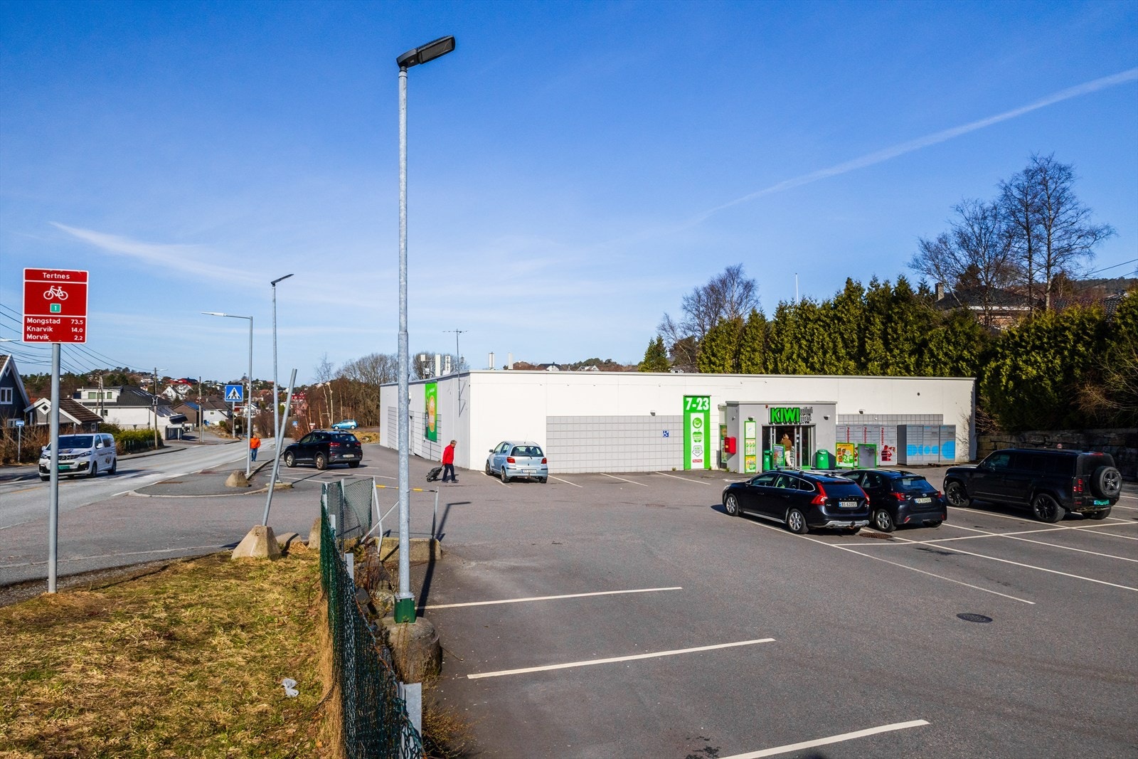 Kiwi-butikk rett oppe i Tertnesveien Galleribilde