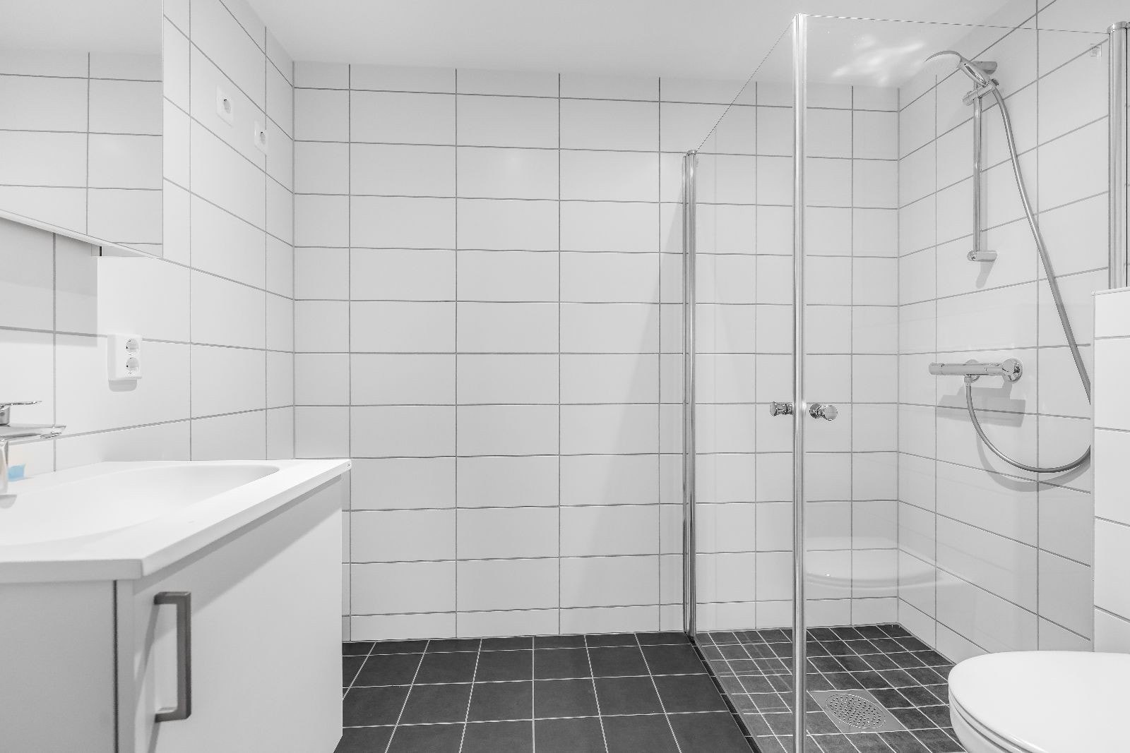 Flislagt bad Galleribilde