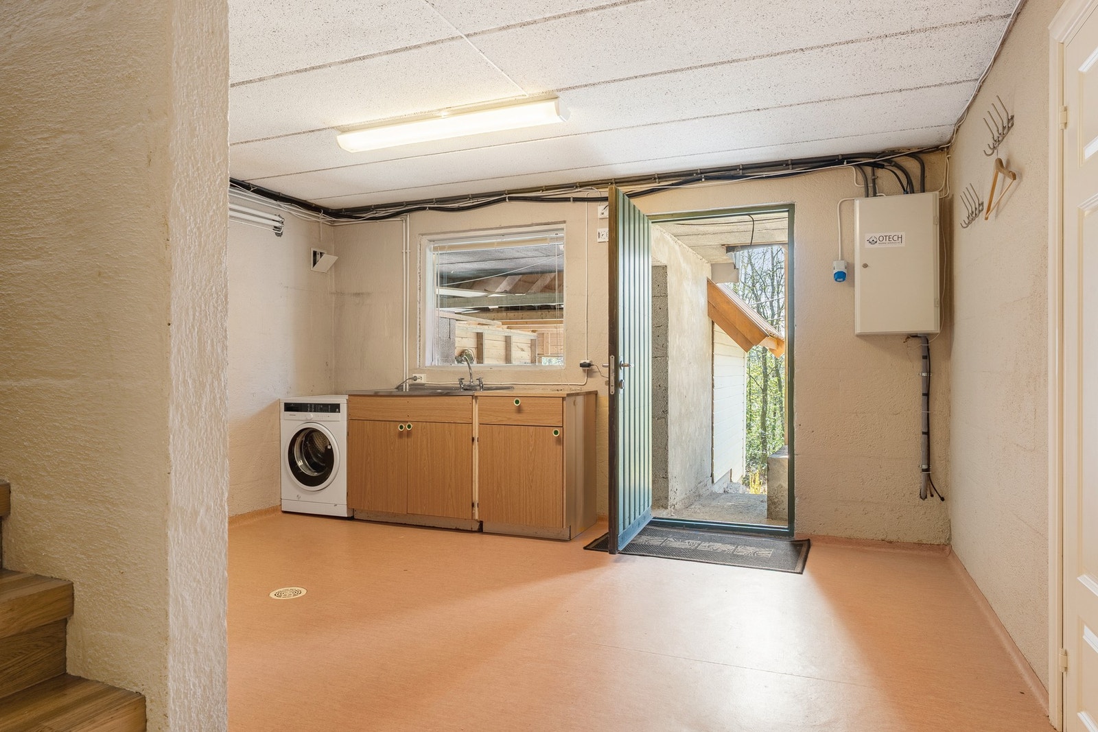 Vaskerom på 14,5 kvm med egen inngang. Galleribilde