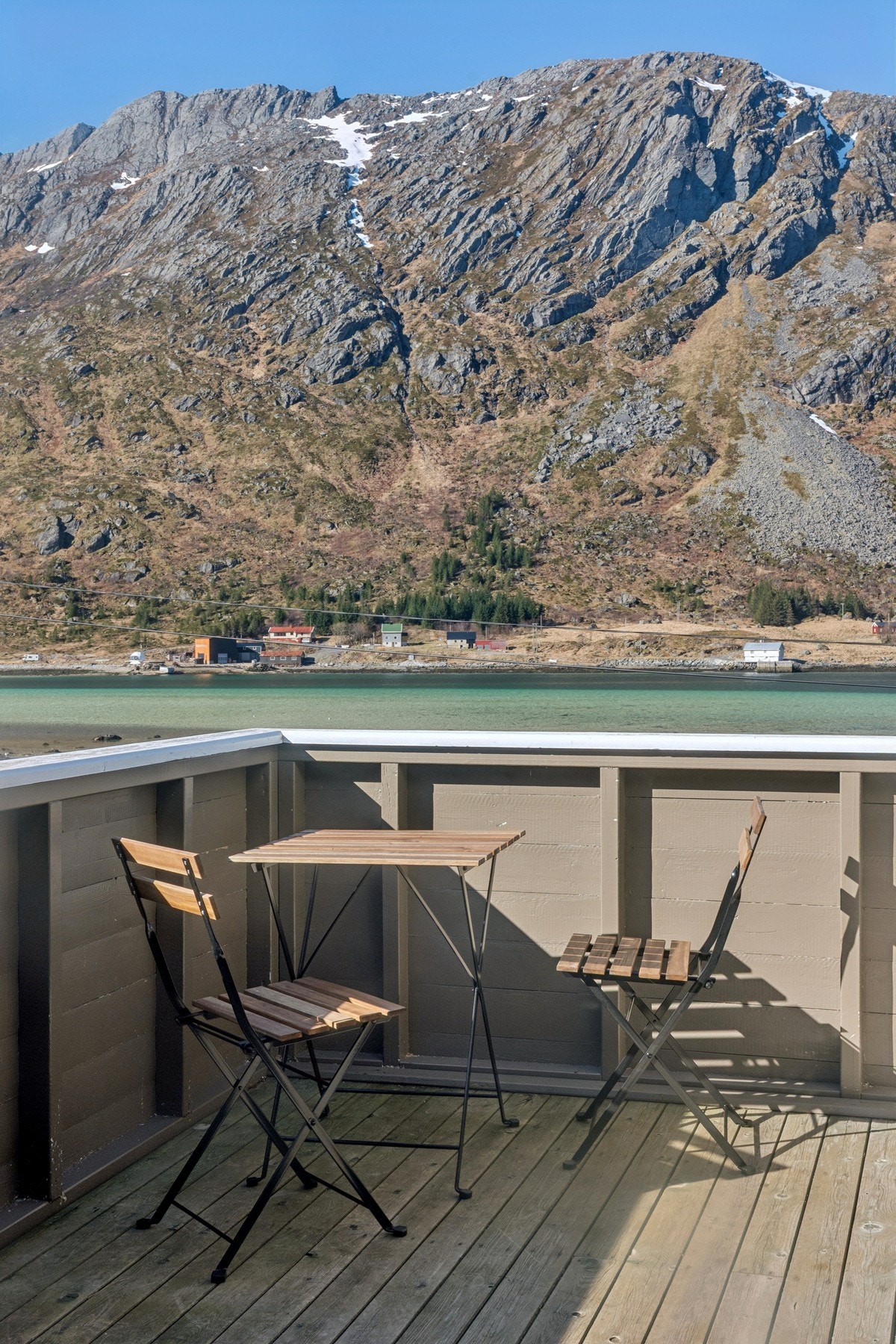 Nyt fine sommerdager med storslått utsikt. Galleribilde