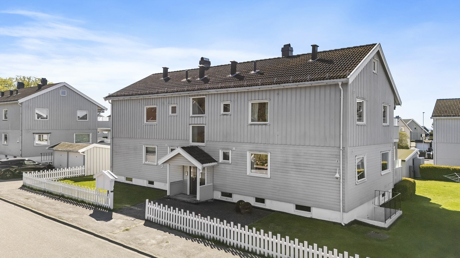 Fasade inngangsparti Galleribilde