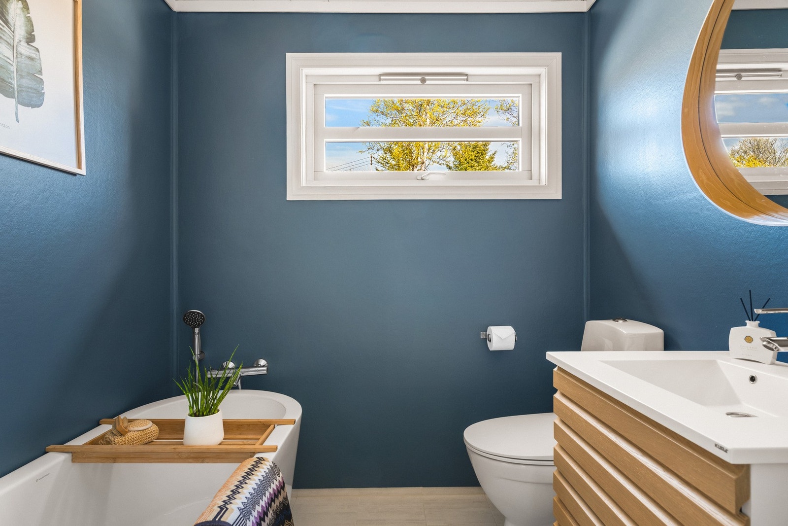 Badet i 2.etasje måler 2,6 kvm Galleribilde