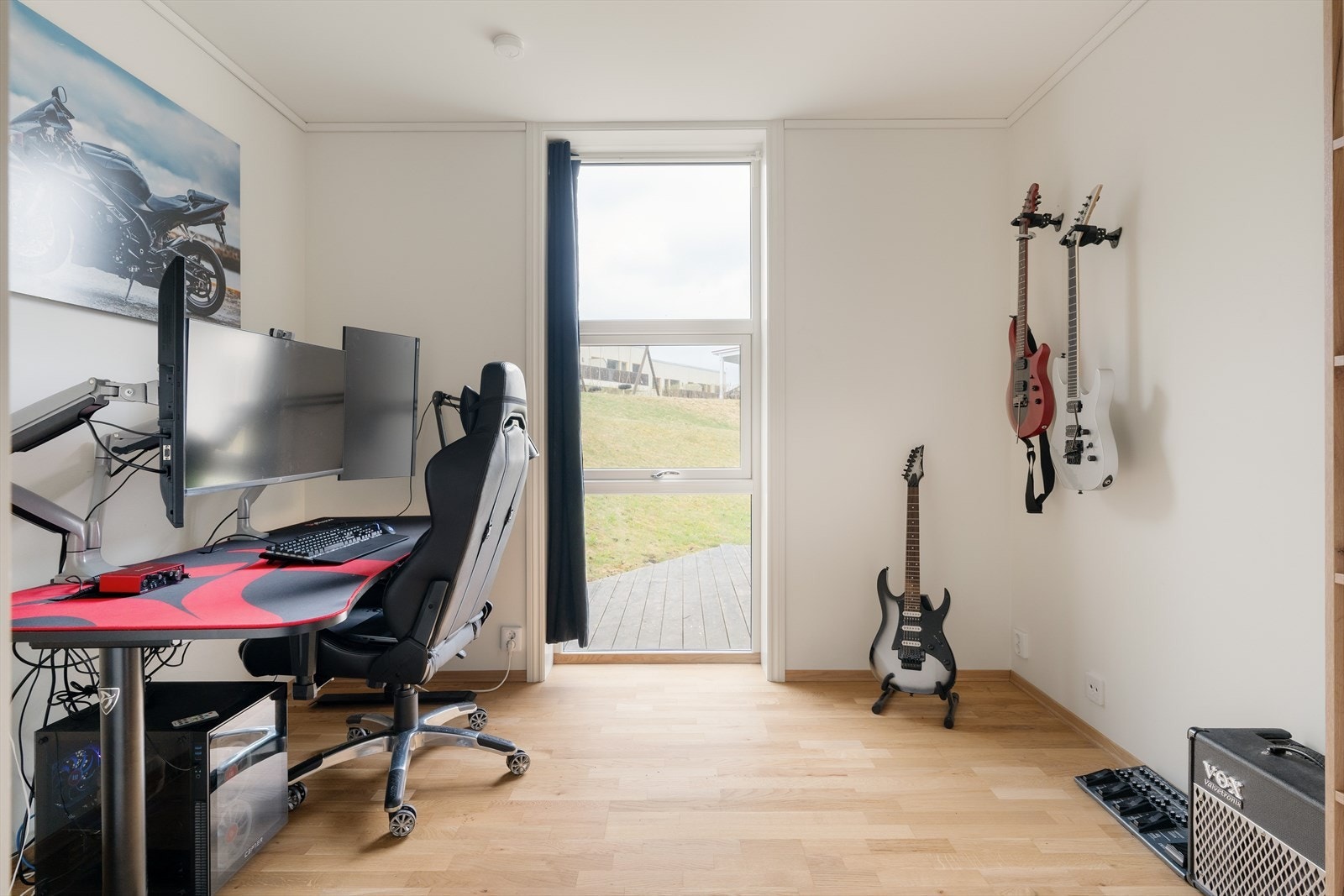 Soverommene i underetasjen er på hhv 13m², 9m² og 7,5m². Galleribilde