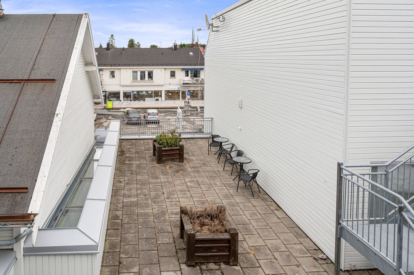 Felles takterrasse med flott utsikt. Galleribilde