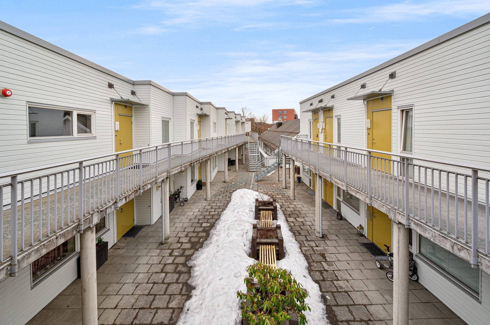 Pent opparbeidet fellesomårdet. Galleribilde