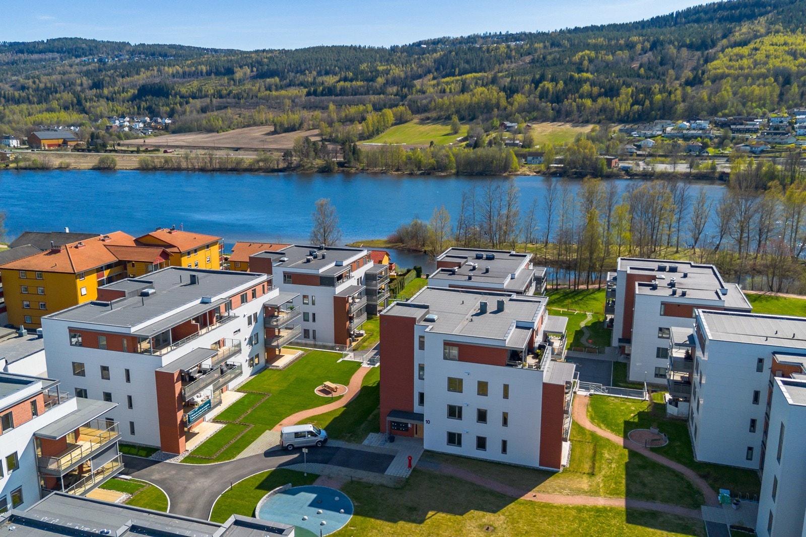 Idylliske Pålsøya Park Galleribilde