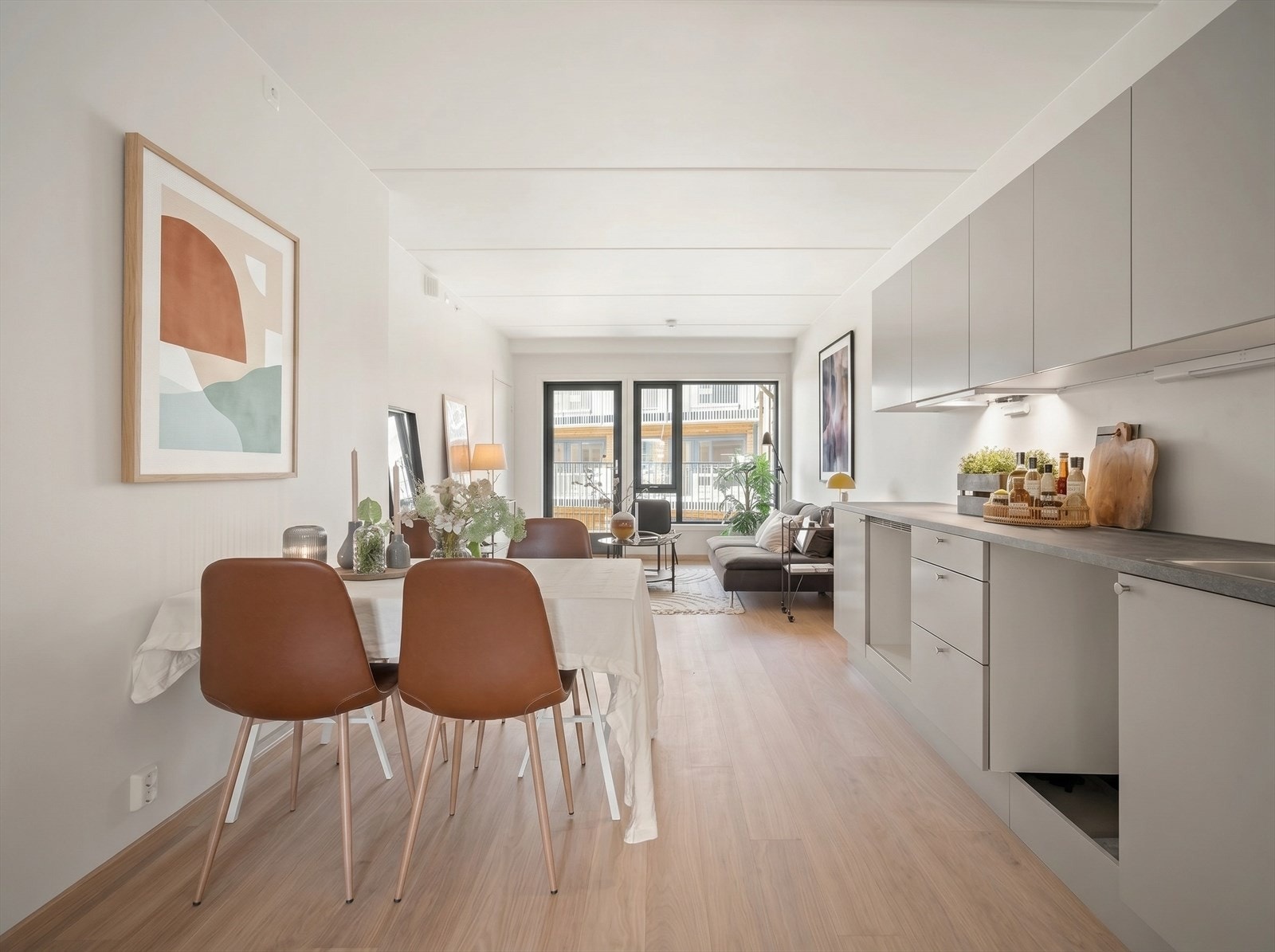 Kjøkken fra danske HTH (modellen Focus Støvgrå) Galleribilde