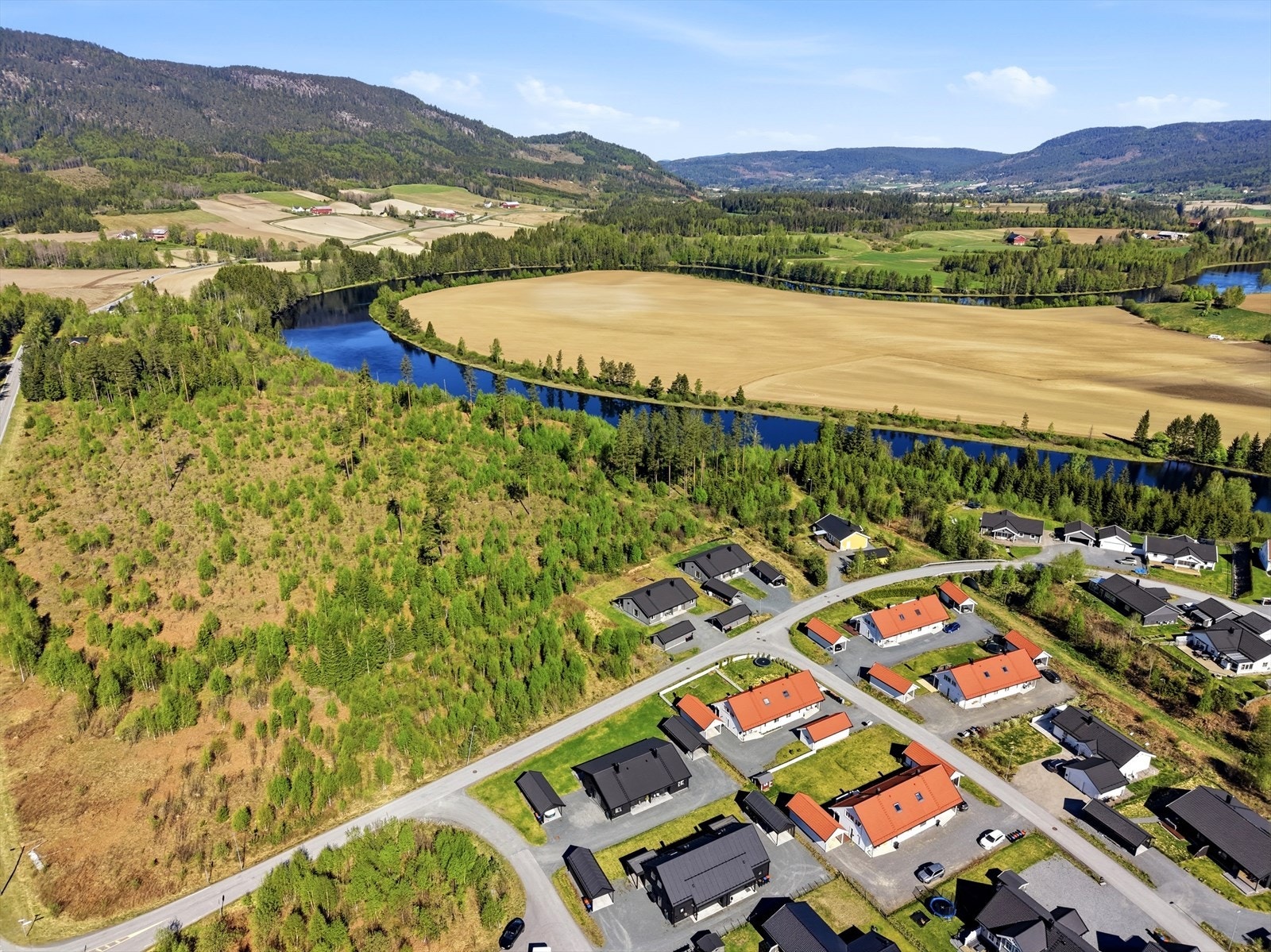 Landlig og fredelig beliggenhet i Kongsberg kommune. Galleribilde