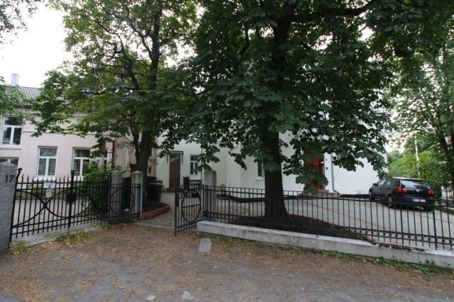Inngang fra gårdsplassen Galleribilde