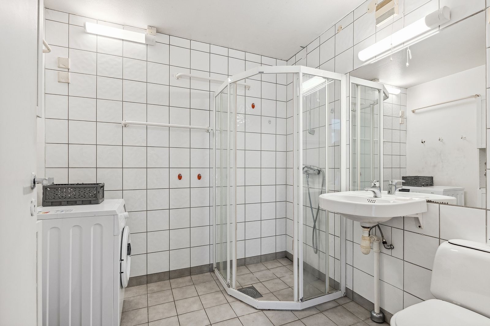 Flislagt bad med varmekabler. Galleribilde