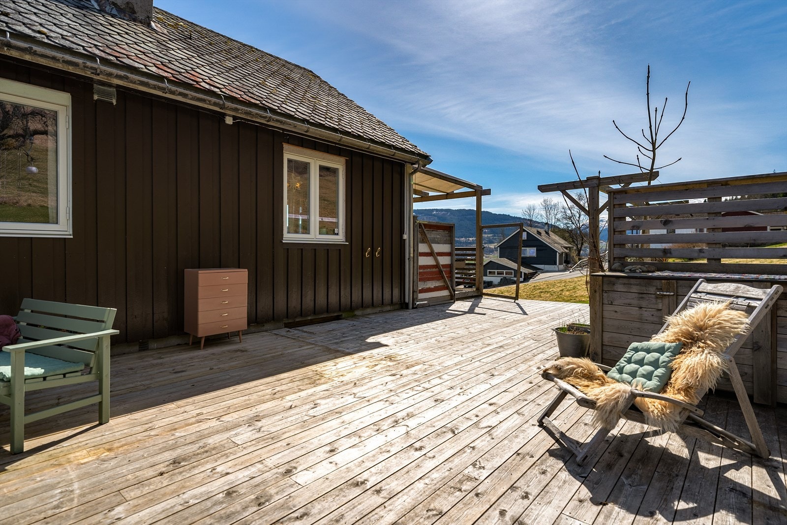 Terrasse ved inngangsparti Galleribilde