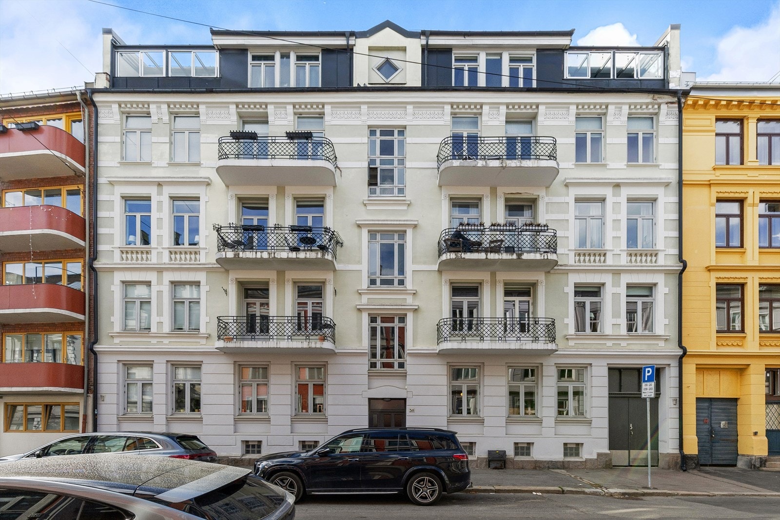 Flott klassisk bygård - velkommen inn! Galleribilde