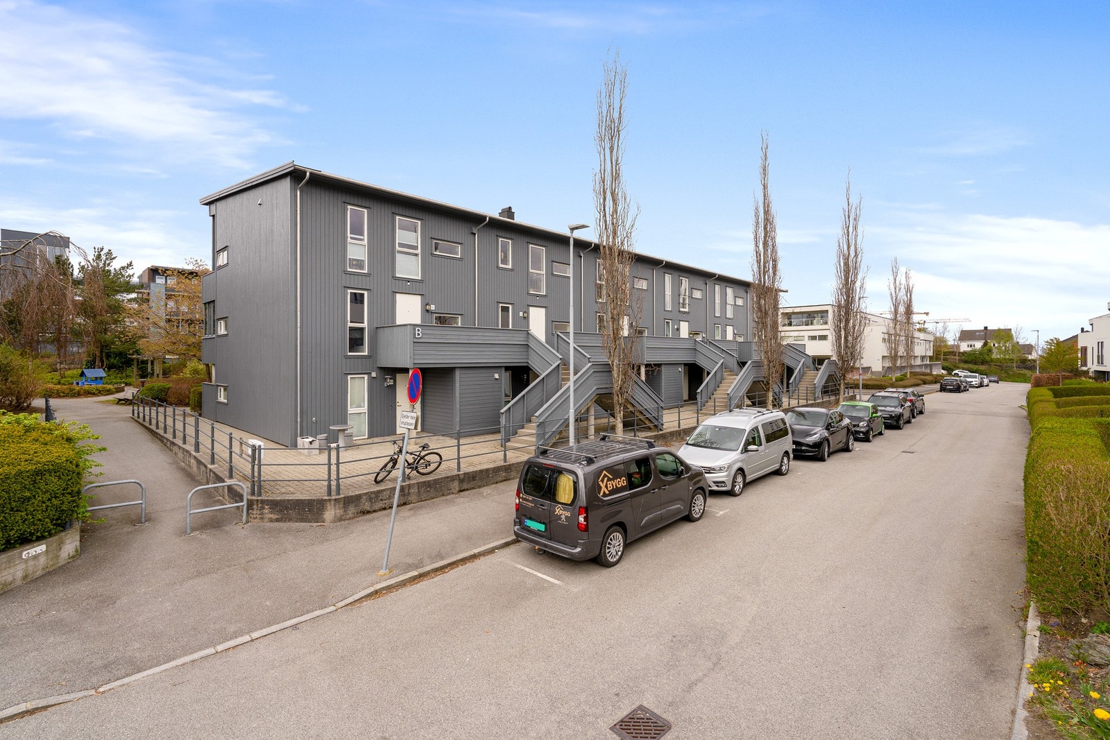 Velholdt bygningsmasse i et attraktivt og etablert sameie. Galleribilde