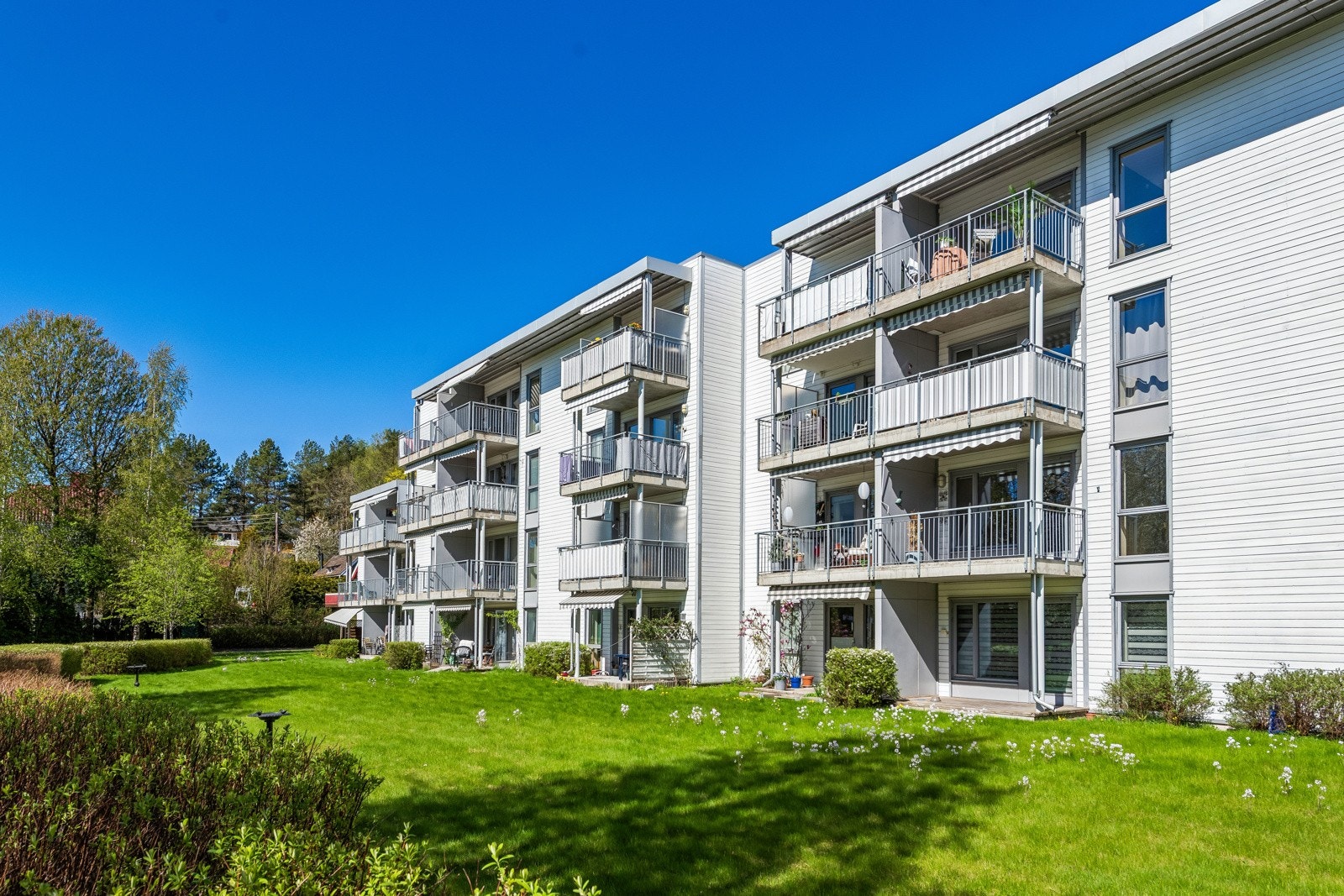 Velkommen til 2-roms omsorgsbolig / seniorbolig med solrik balkong og heis i bygget! Galleribilde