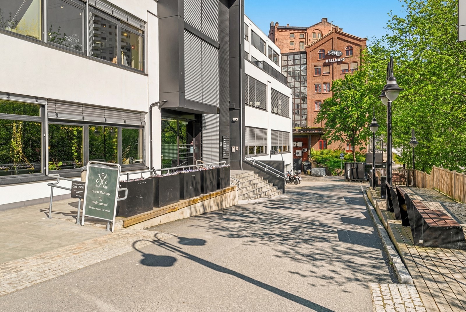 For golfentusiaster ligger Oslo Golf Lounge kun to minutters gange unna. Galleribilde