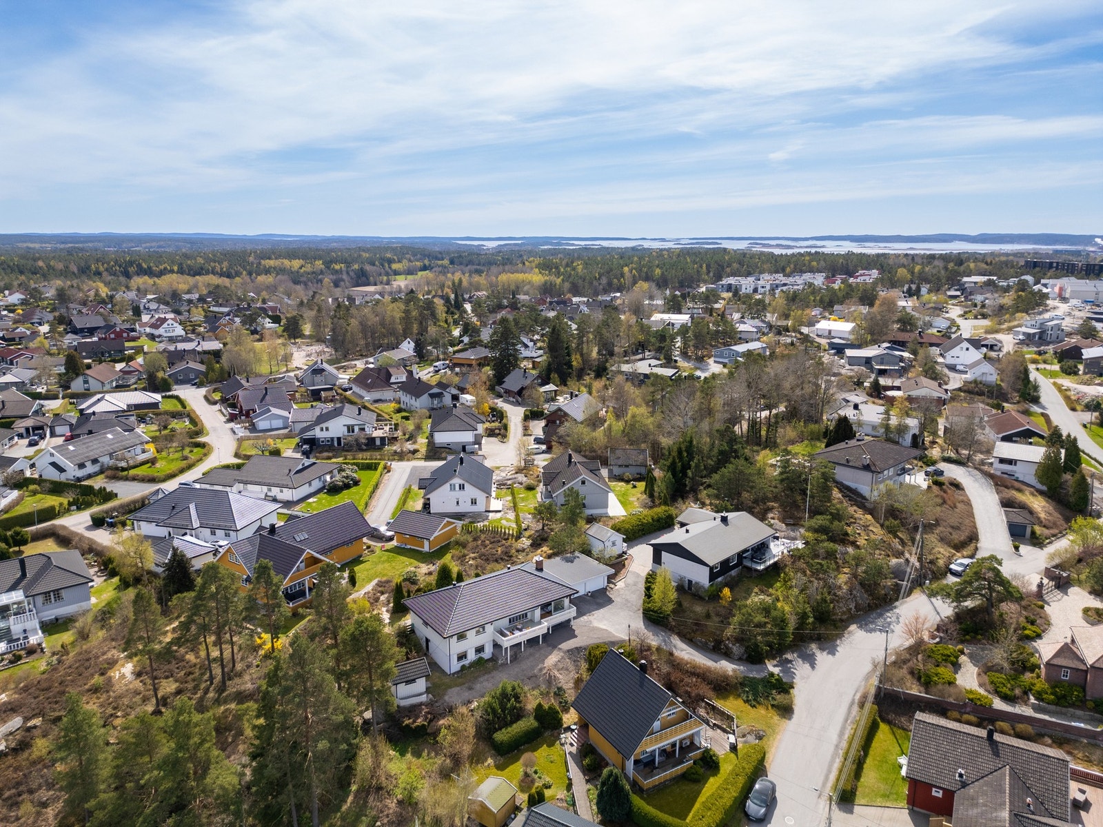 Boligen ligger på Begby, i Fredrikstad. Dette er et populært og barnevennlig boligstrøk. Galleribilde