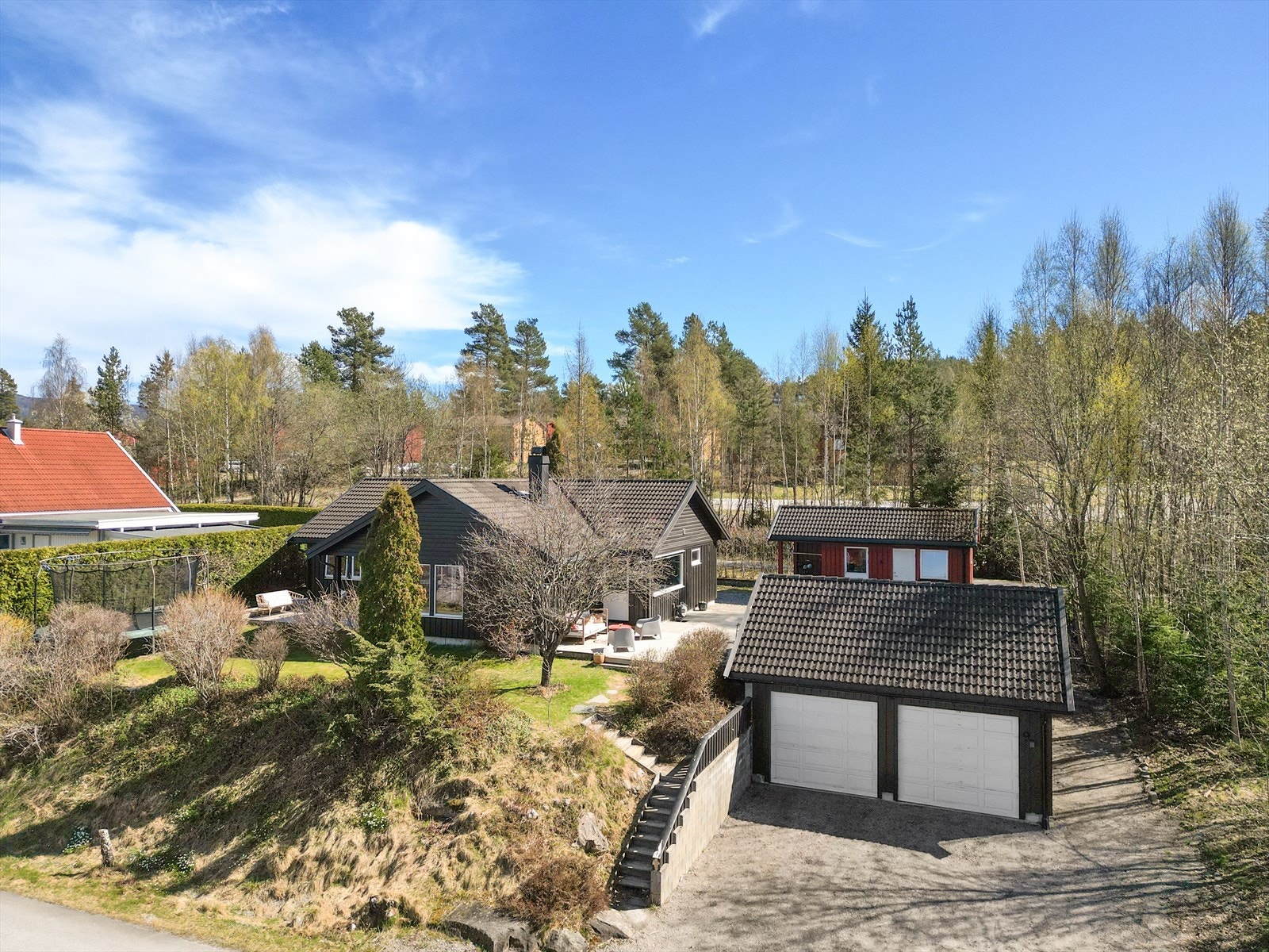 Eiendomsmegler 1 v/ Halvor Østerli presenterer Elgfaret 9! Foto: Inbovi Galleribilde