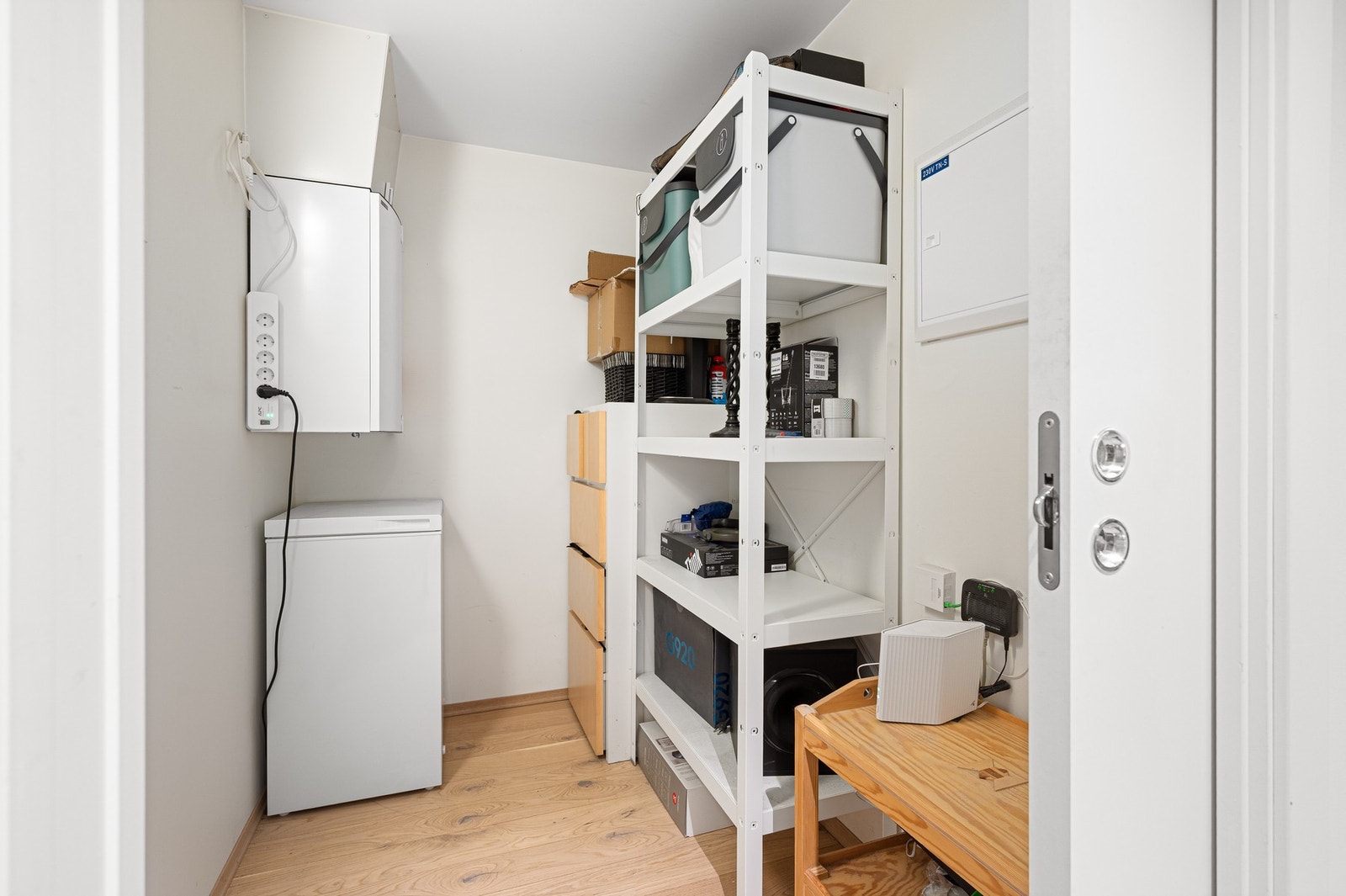 Praktisk innvendig bod på 3,3m². Galleribilde