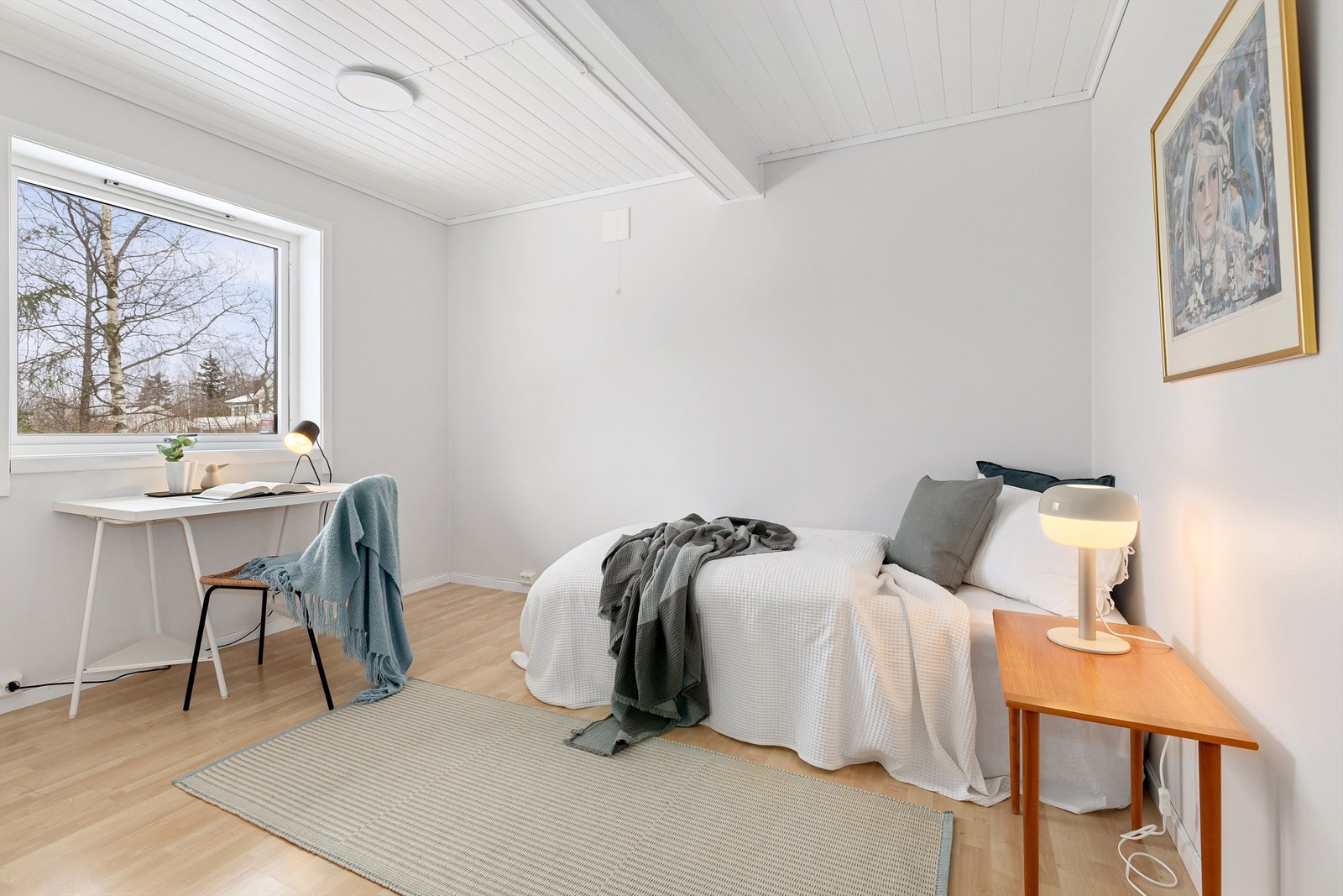 Romslig soverom i u.etg Galleribilde