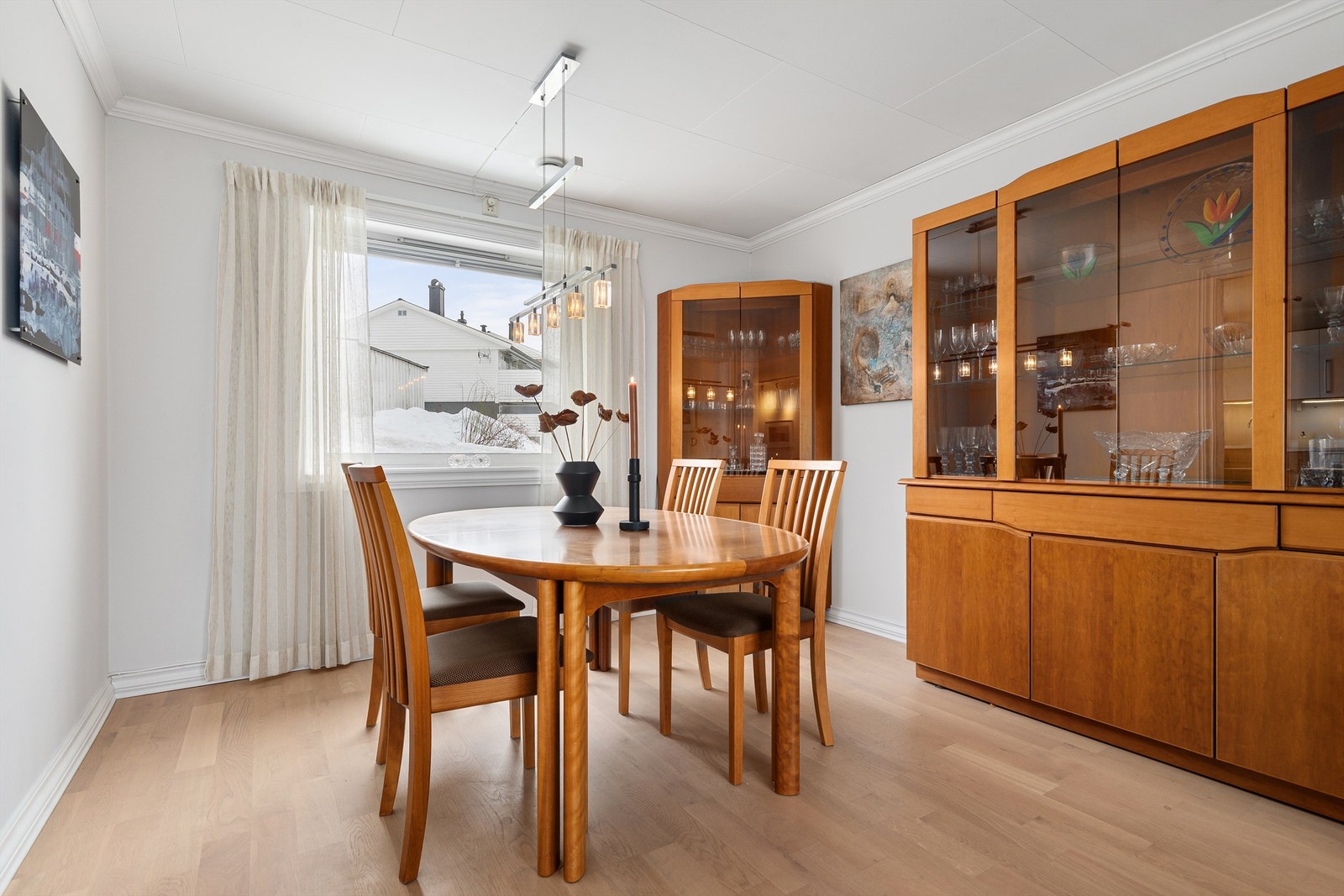 Her er det plass til langbord for både familien og venner Galleribilde