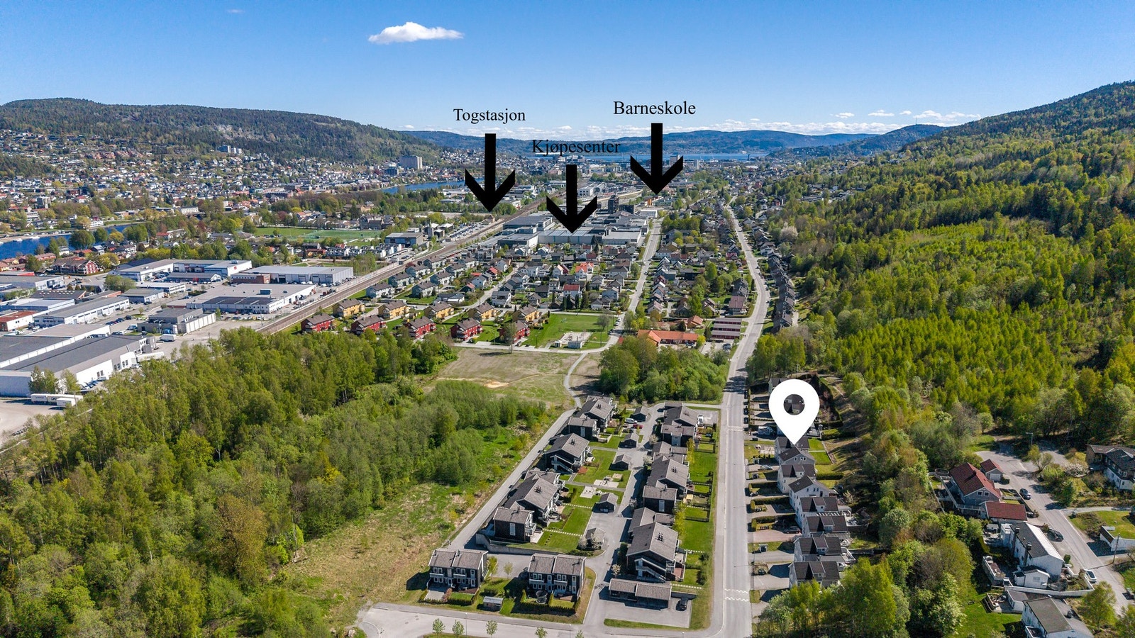 Eiendommen har en sentral og barnevennlig beliggenhet i et veletablert boligområde på Gulskogen Galleribilde