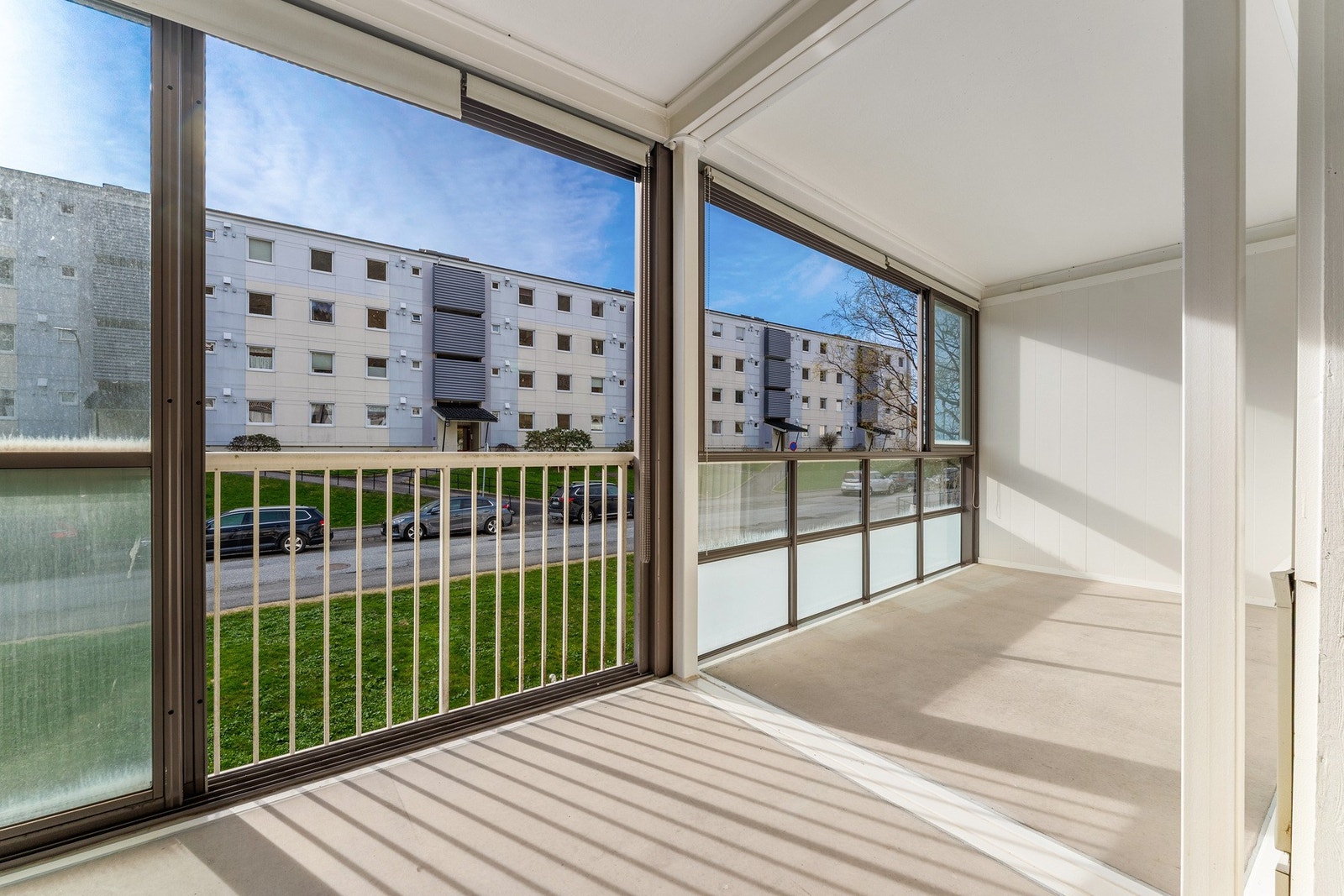 Hele 17 kvm innglasset altan Galleribilde