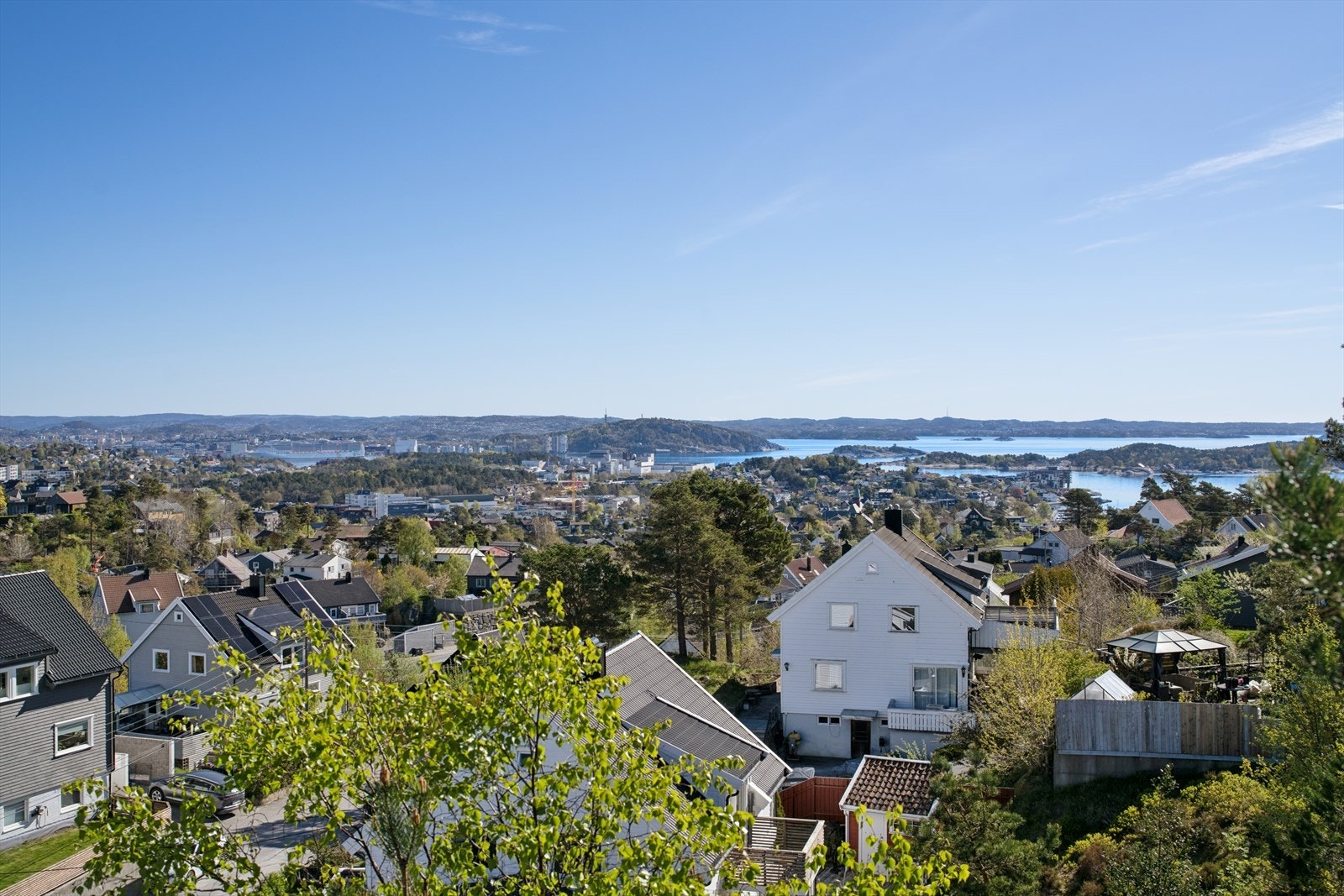 Nydelig utsikt fra tomten Galleribilde