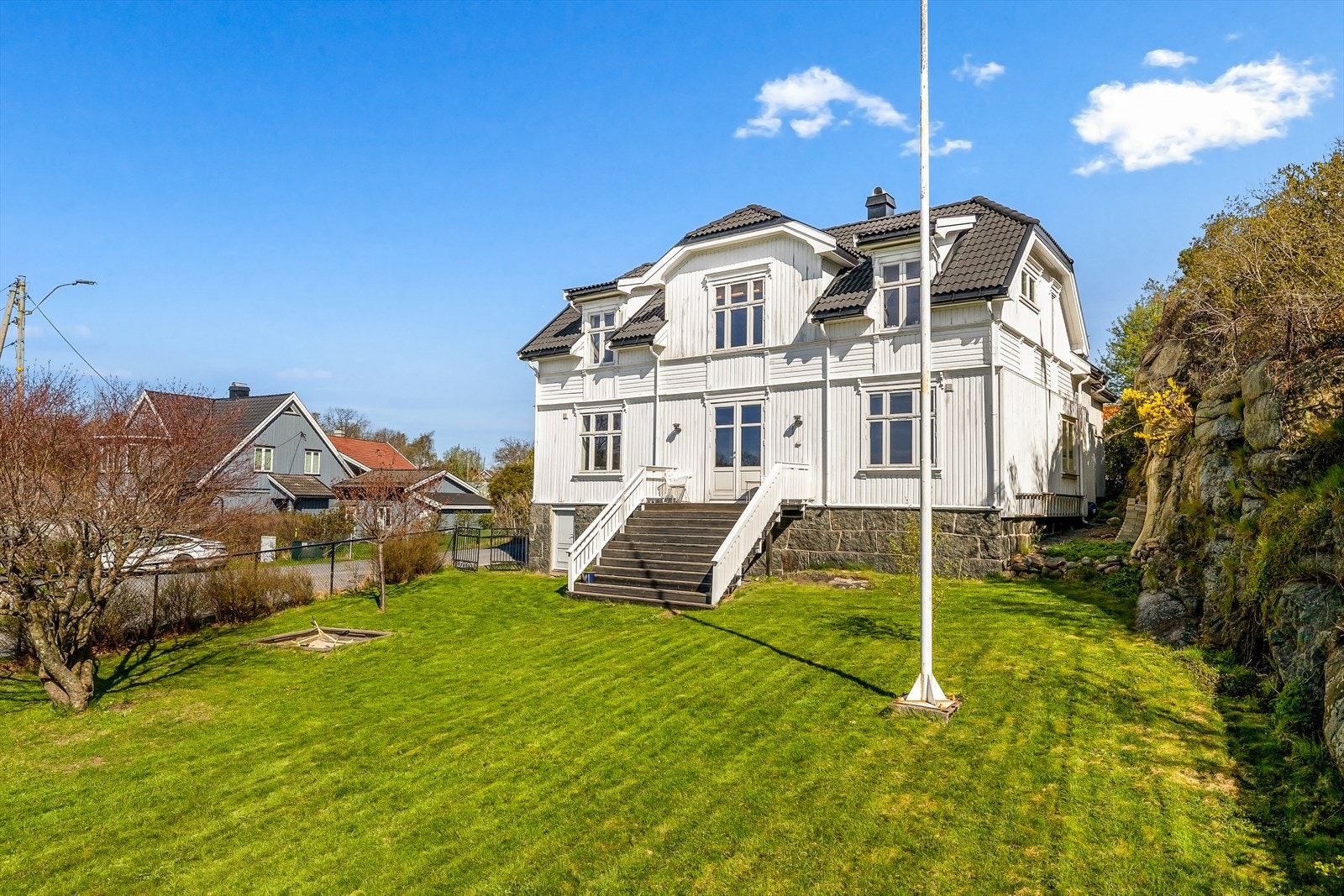 Herskapelig preg over boligen. Galleribilde