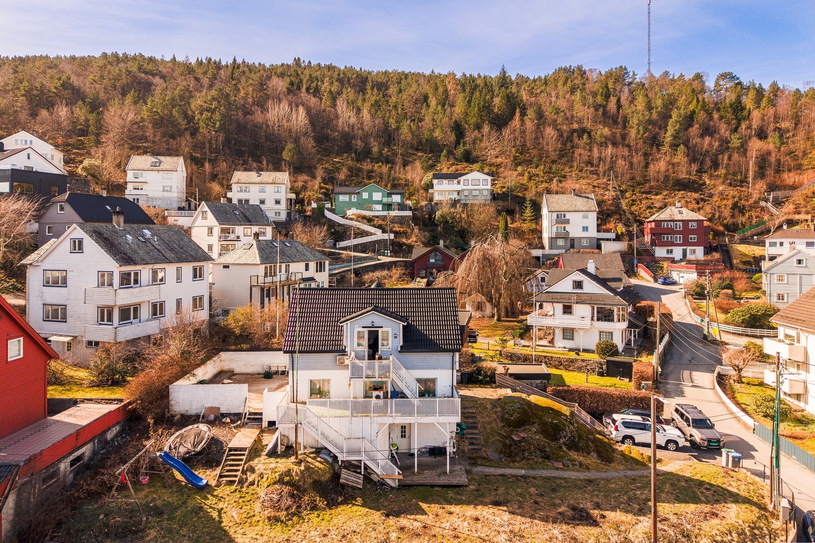 Mekleriet eiendomsmegling v/Daniel Rye har gleden av å presentere Øvre Holen 8. Foto: Galleribilde